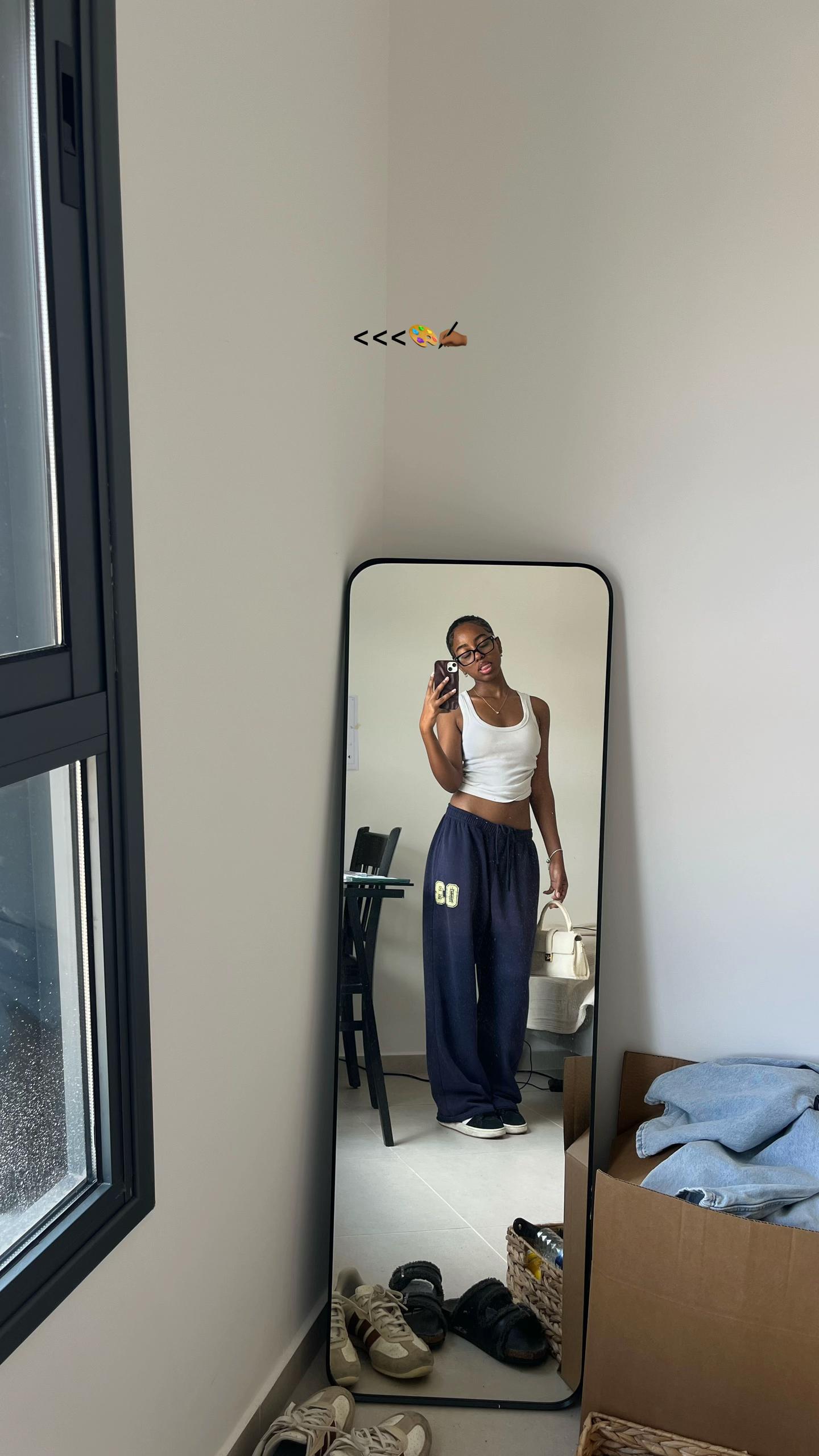 @🦦