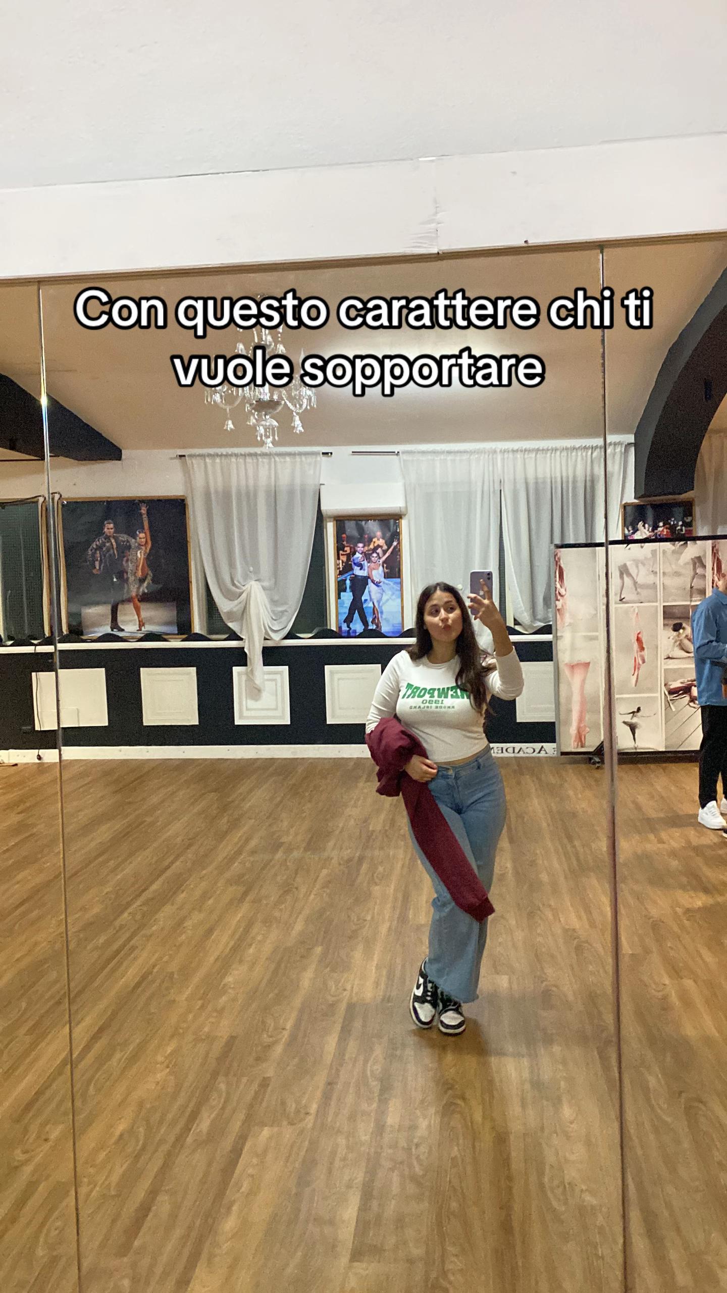 @_.luciacascone._