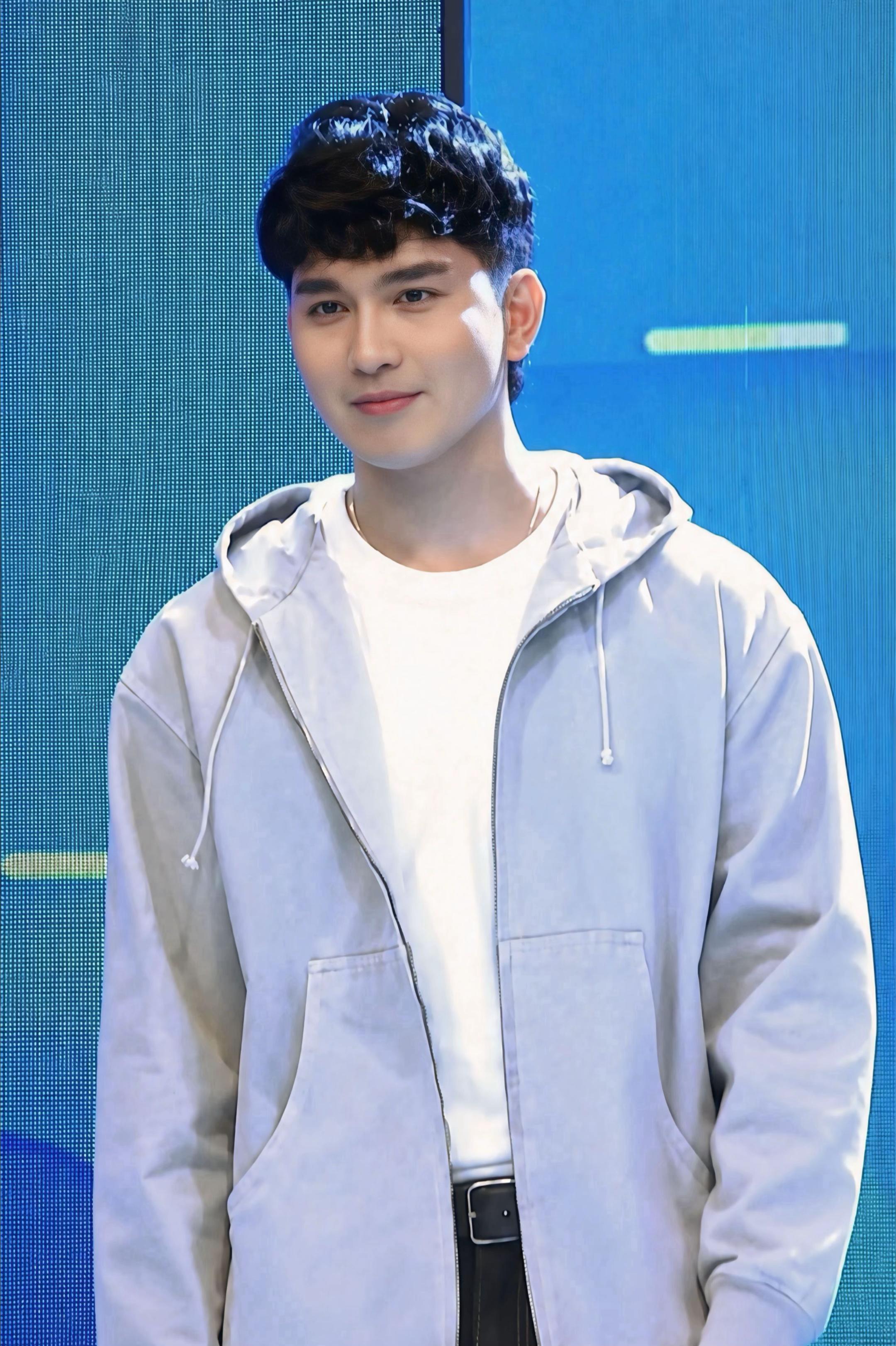 @MYRUS (Official Account)