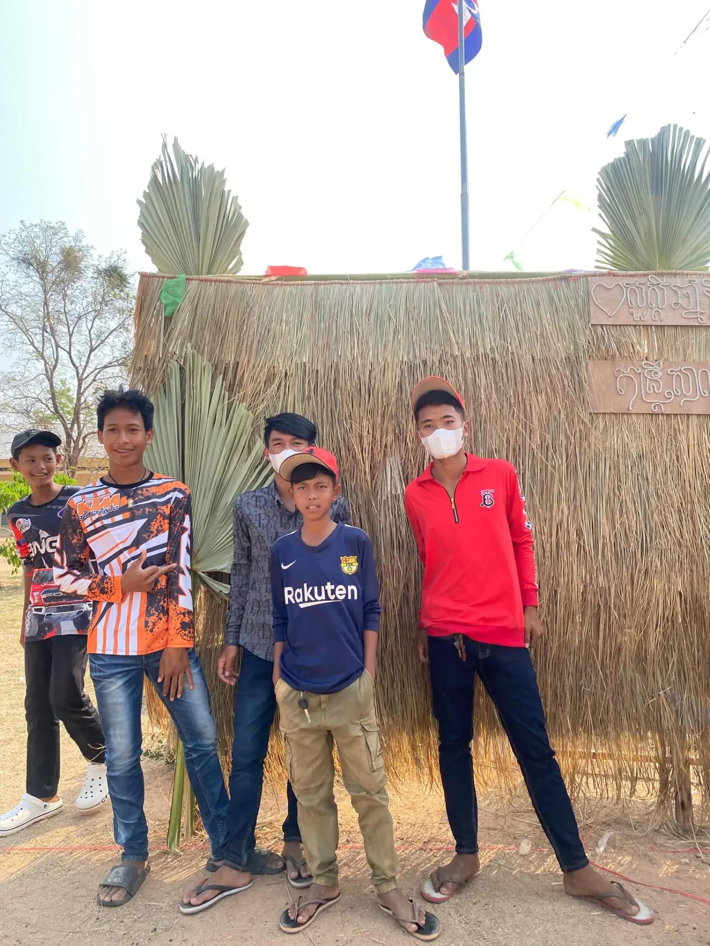 @បុរសល្អជាងគេលើលោកគឺបងត្រា😕