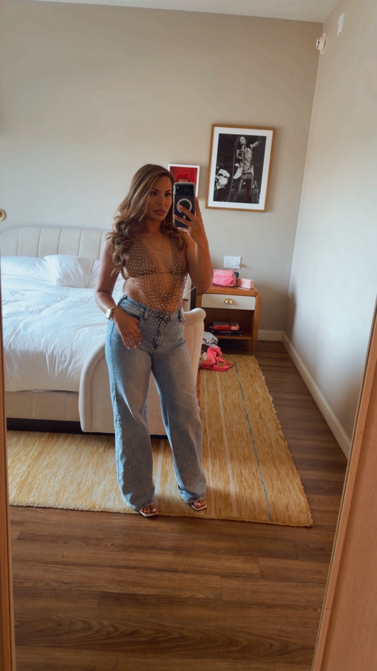 @Connishaaa