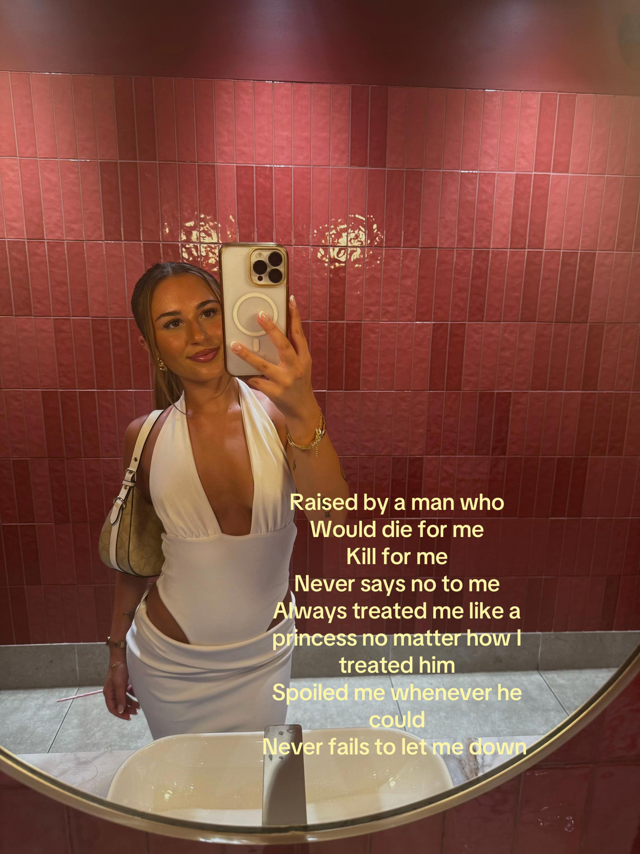 @em jade 🍒🐅🍸🪩