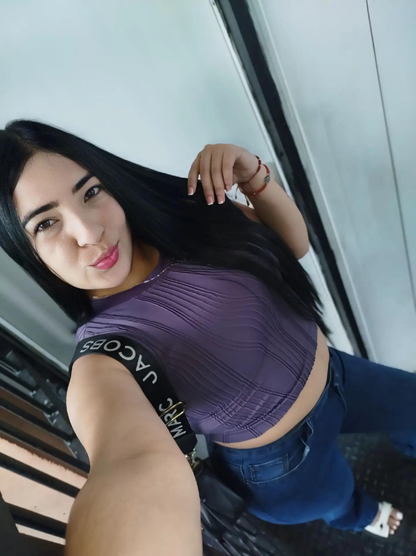 @Desiree08