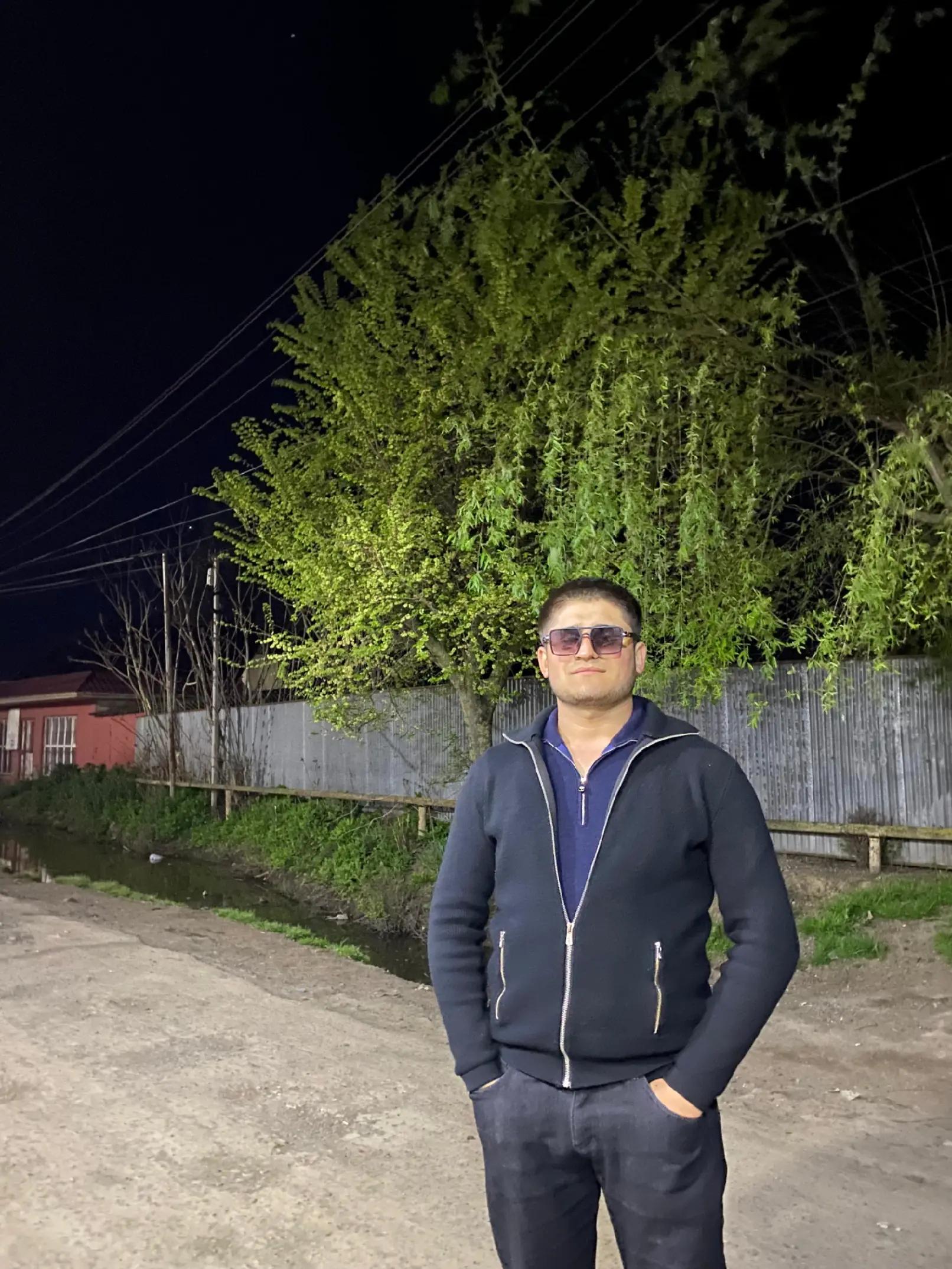 @Akşin