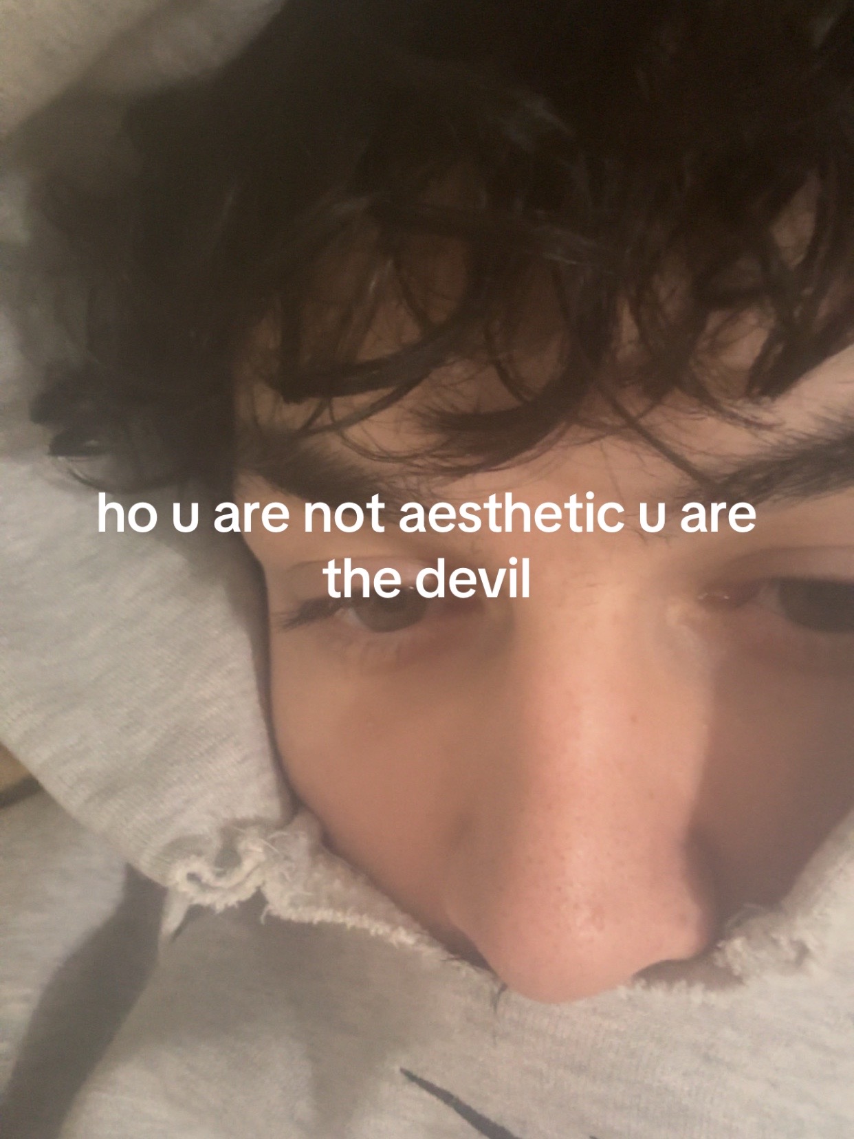 @C😸