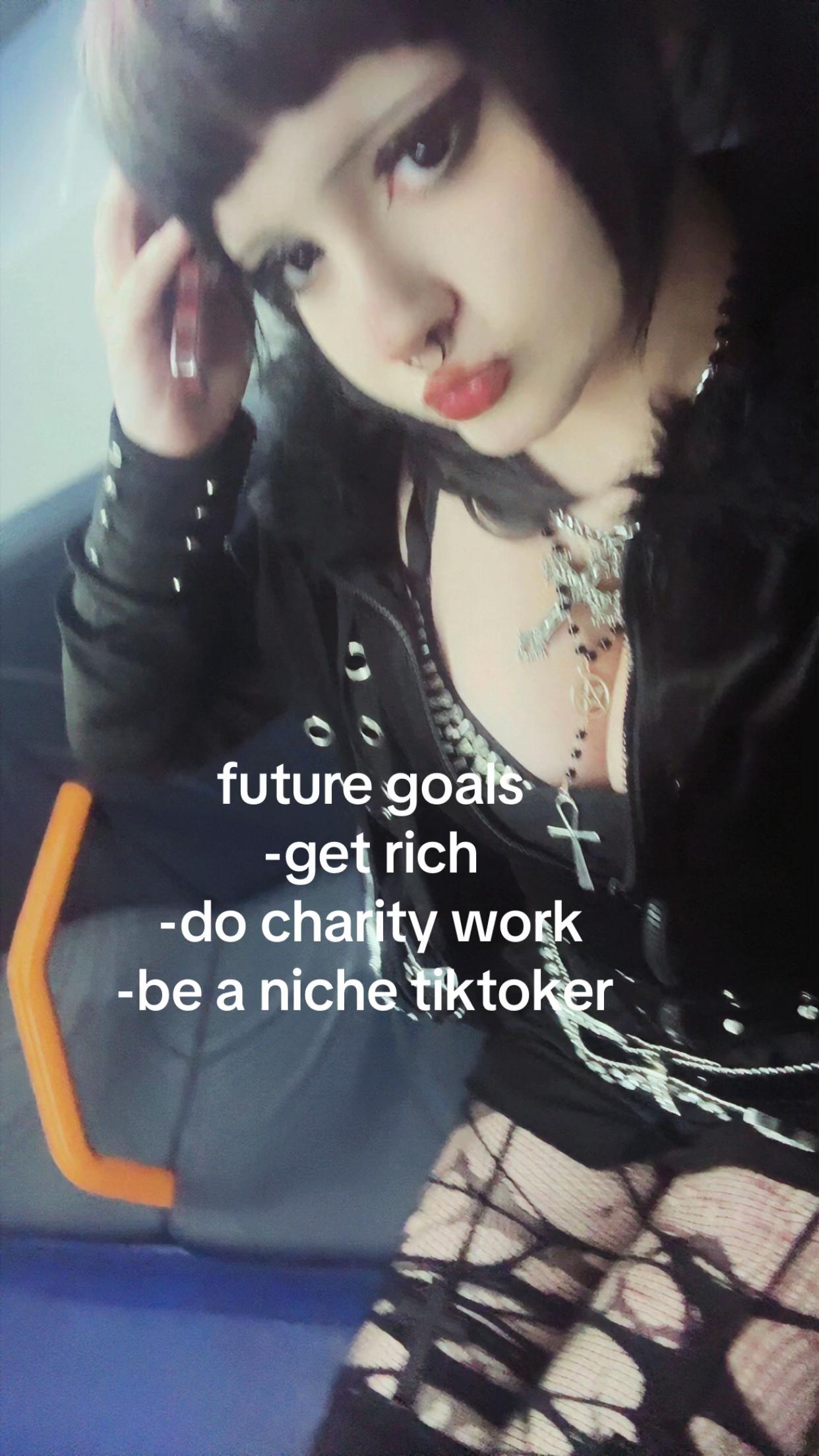 @༺ღ༒ 𝓙 ༒ღ༻