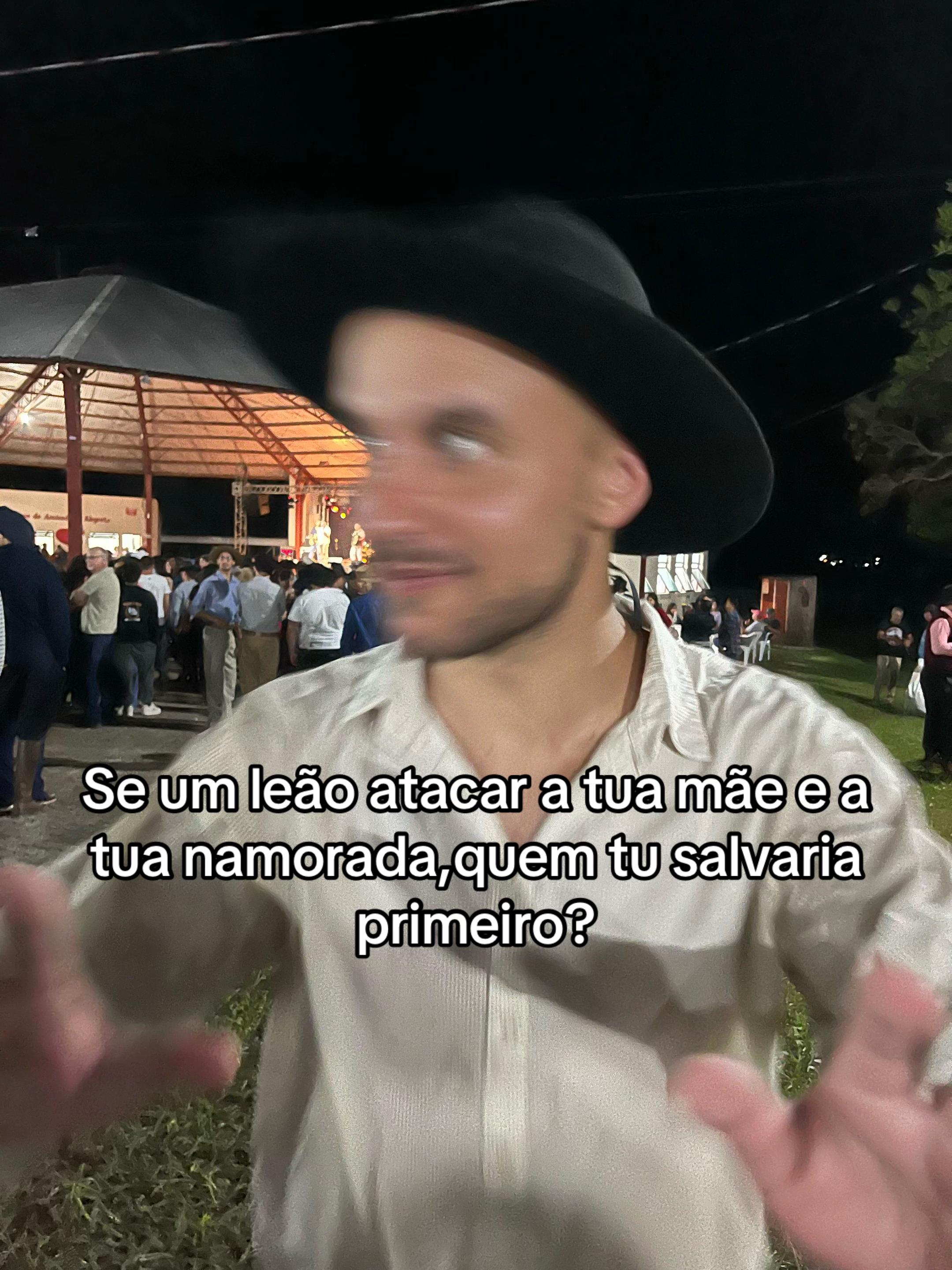 @Fiúza