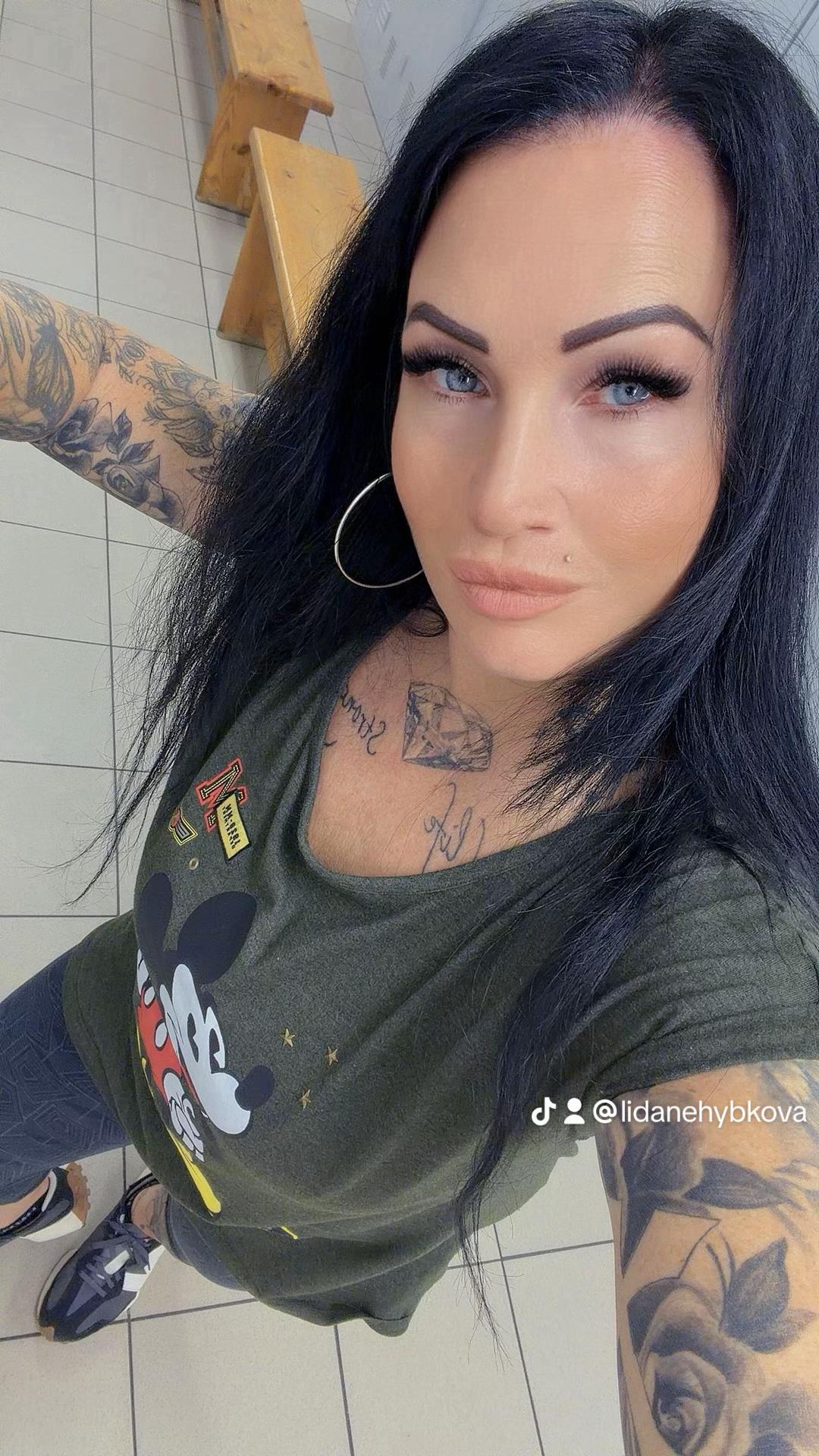 @L&iacute;da