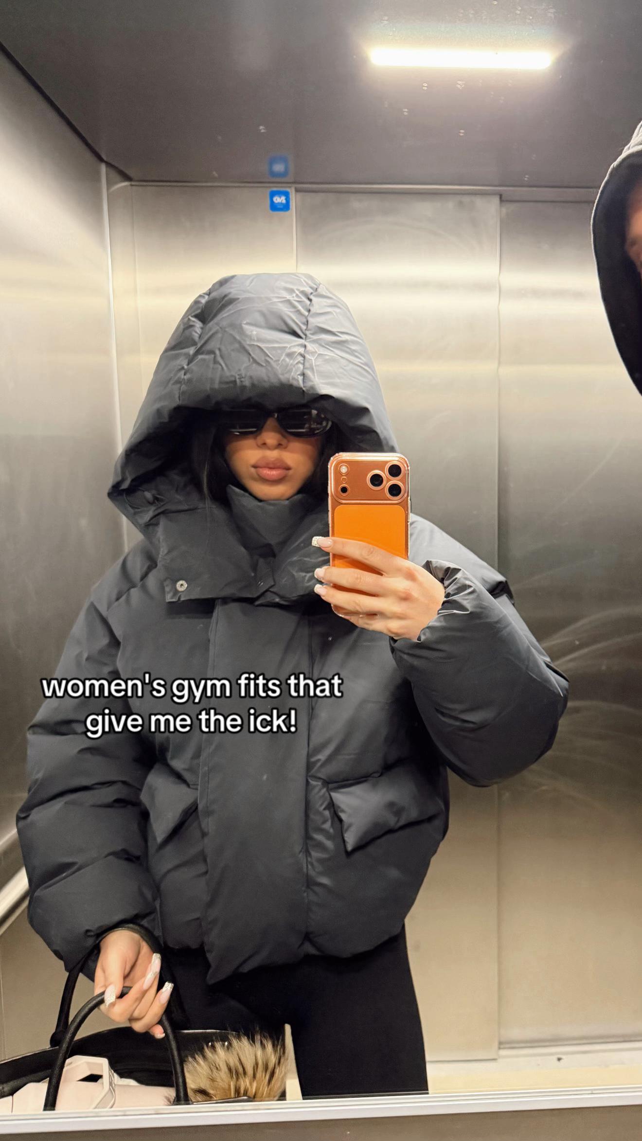 @Hana