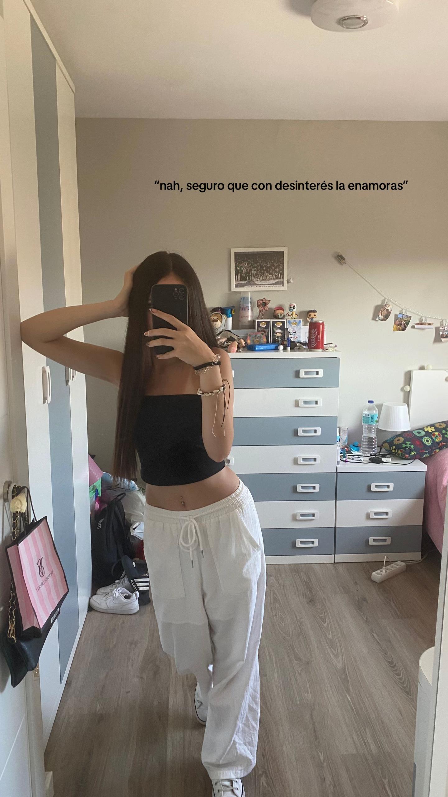 @🦈