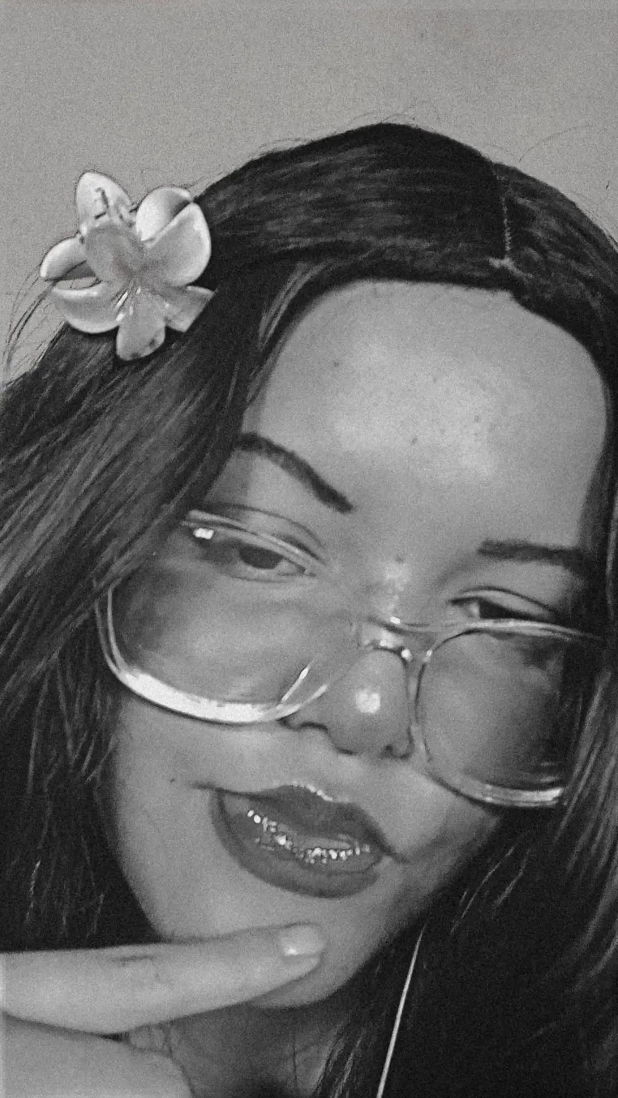 @Emilly Maria