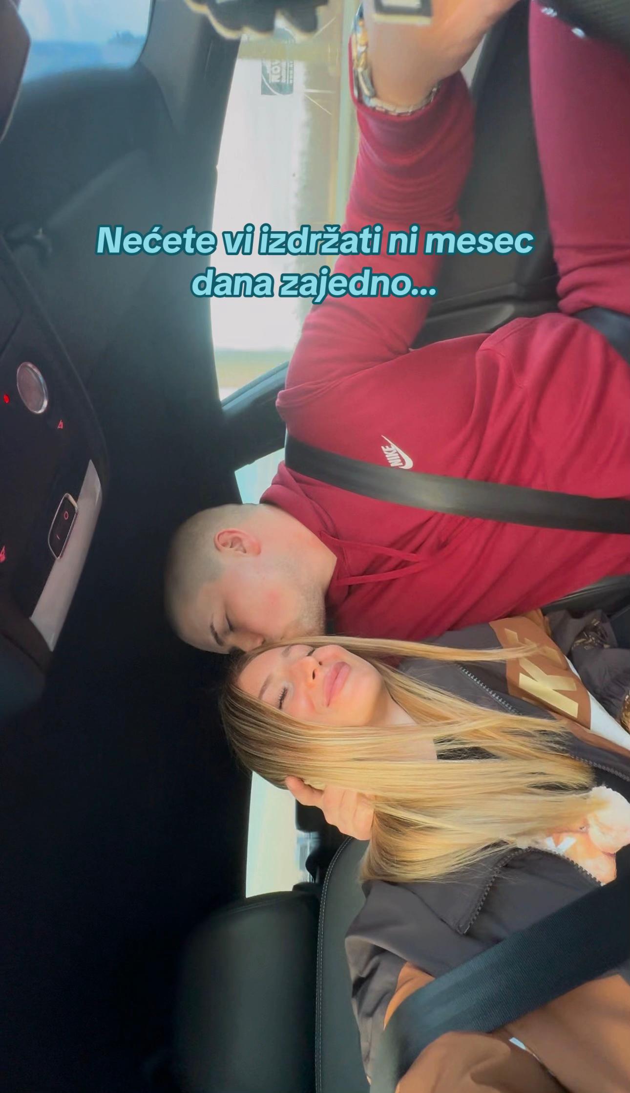 @Кика✨