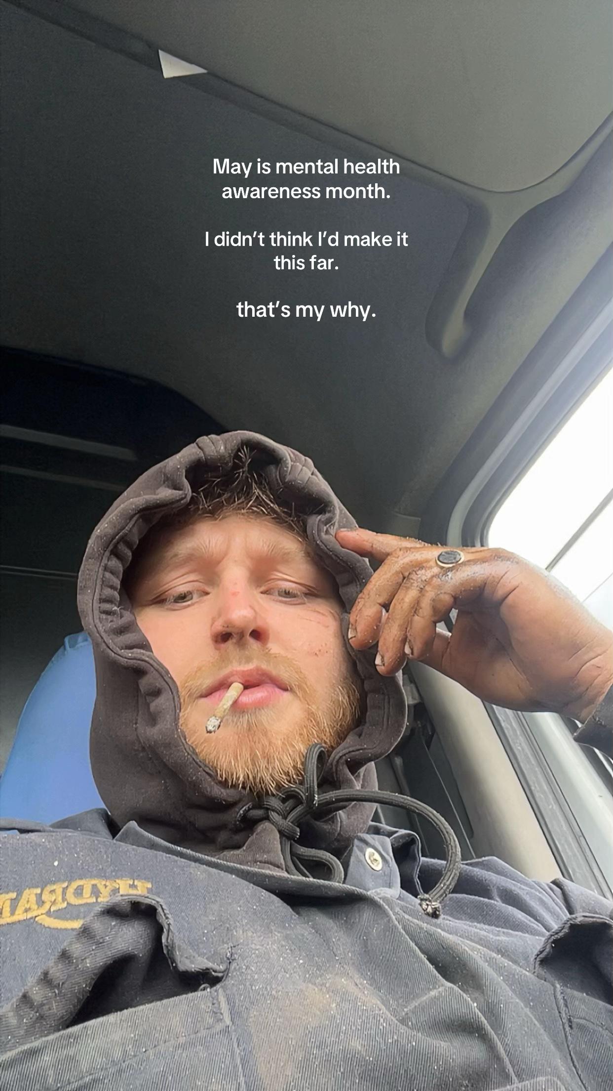 @con𖣂