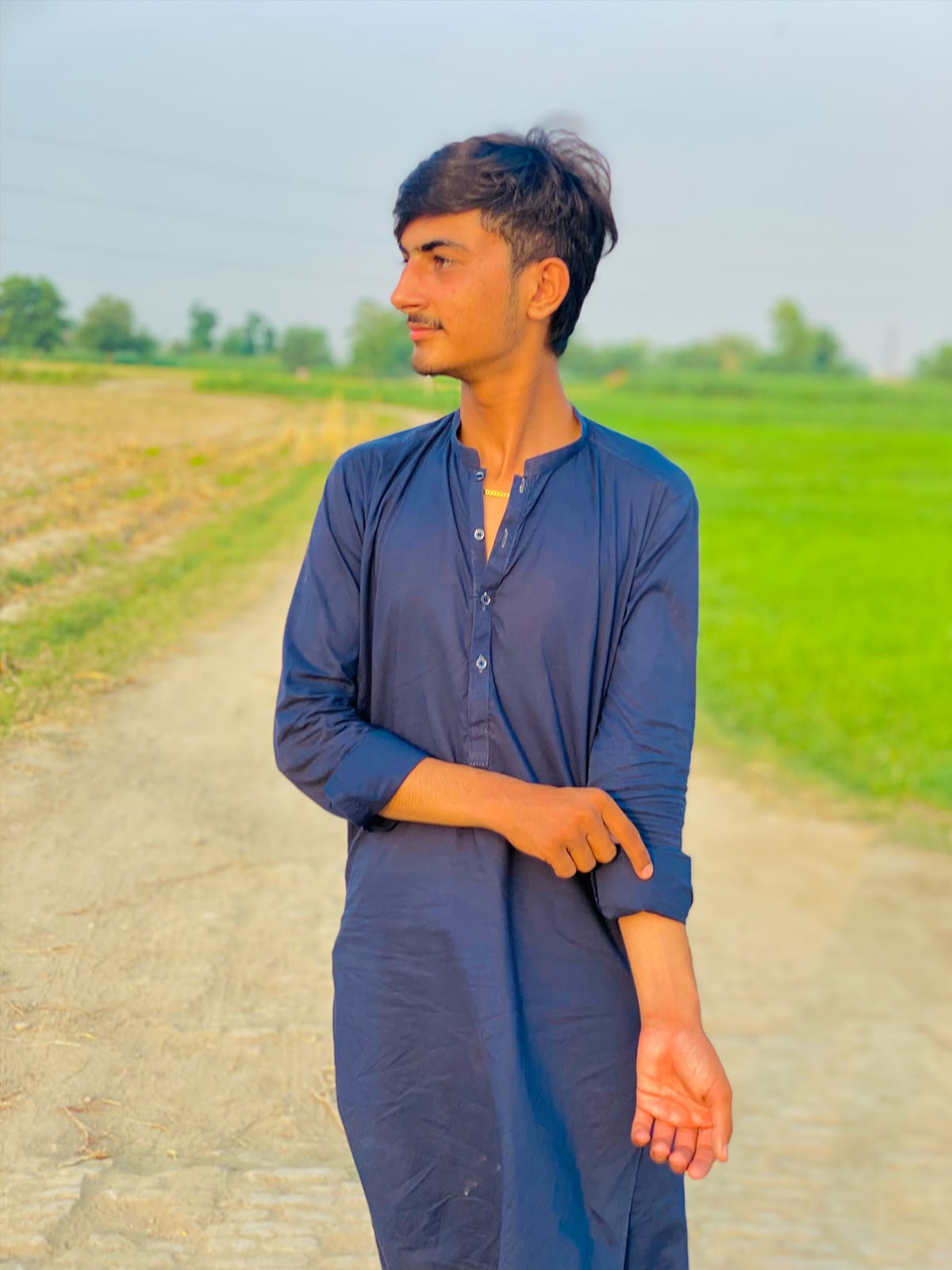 @DX ZANI MEHAR メ