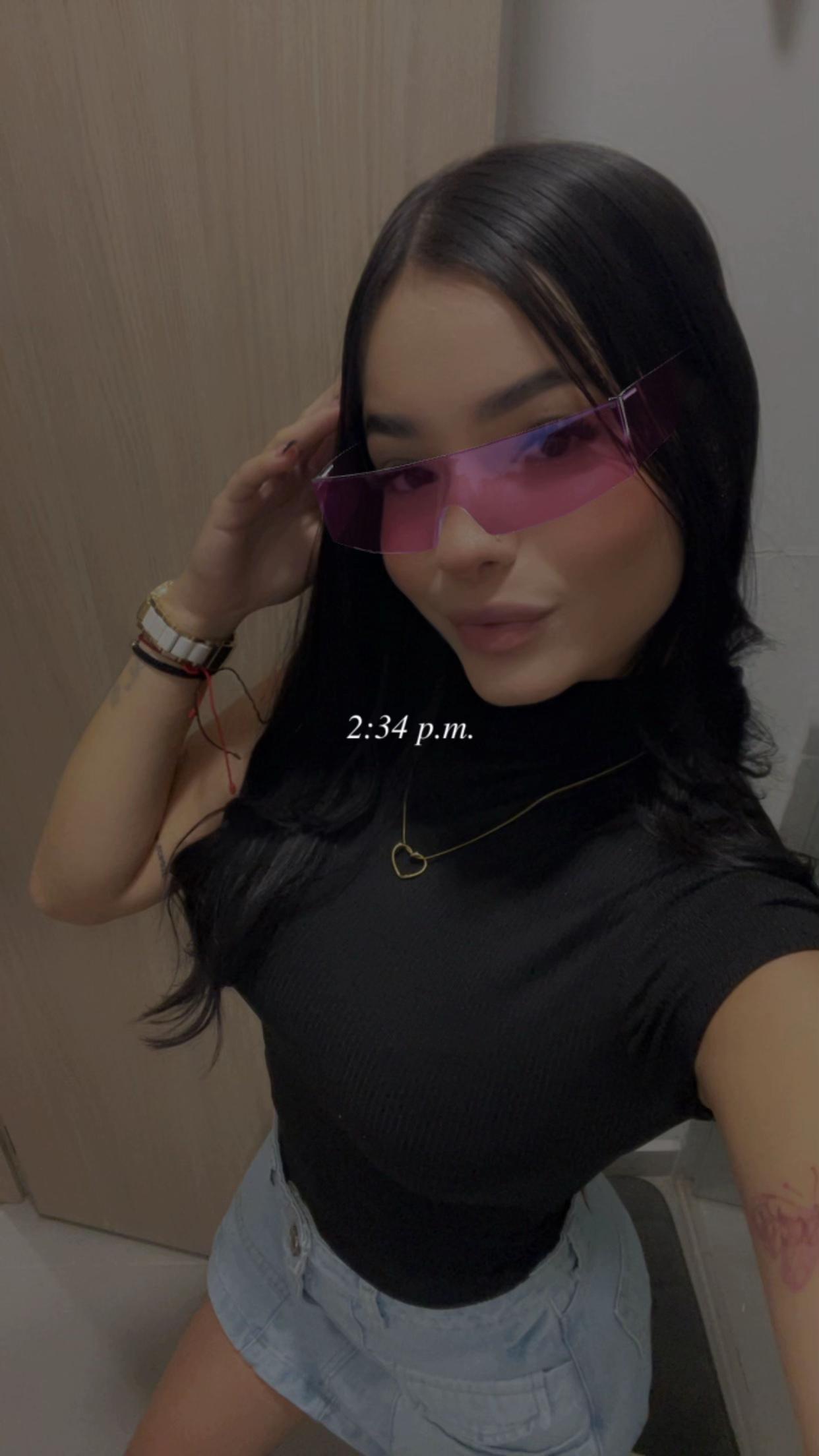 @🖤