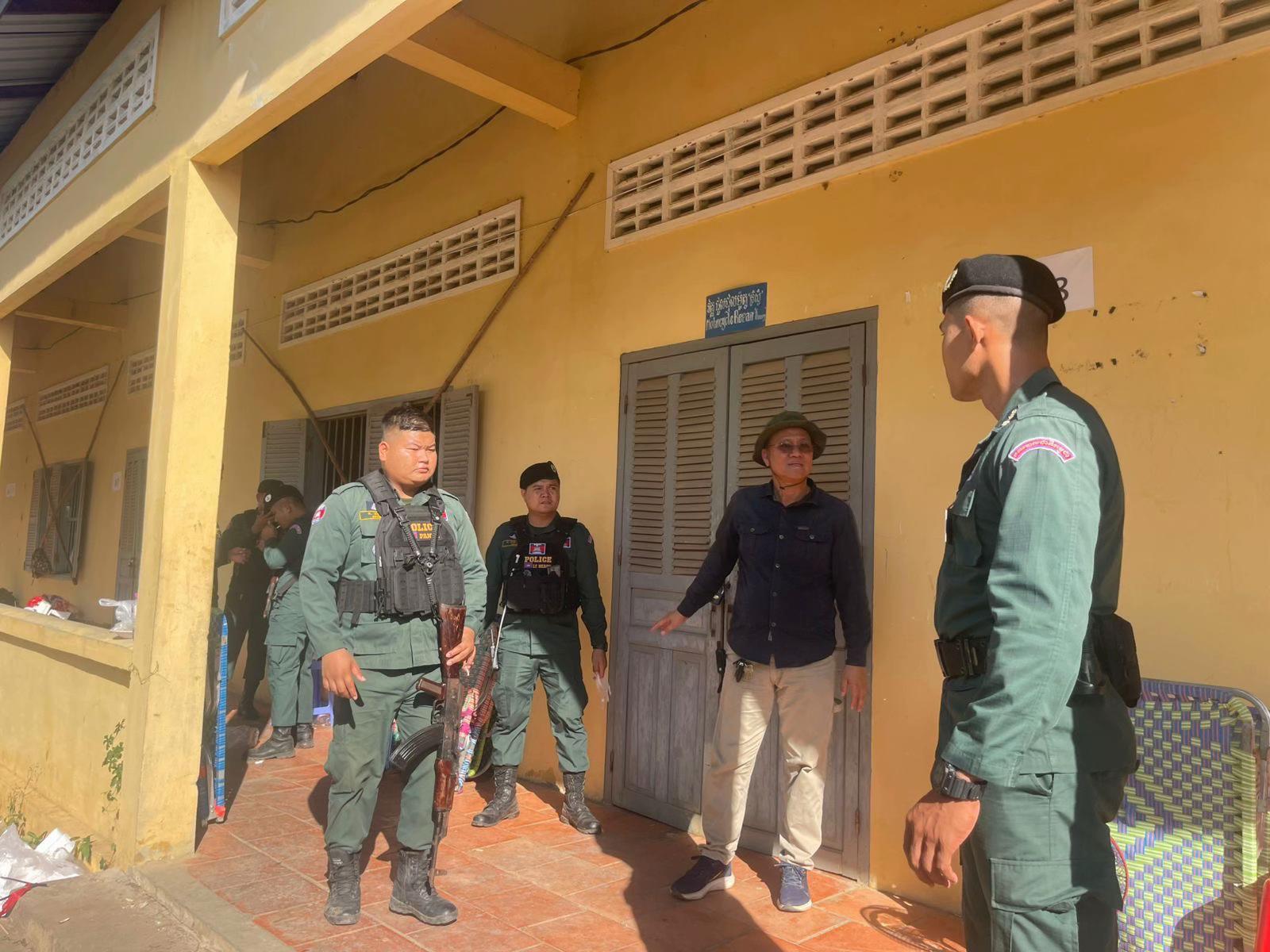 @ឥន្ទ្រីខ្មៅ ⚖️