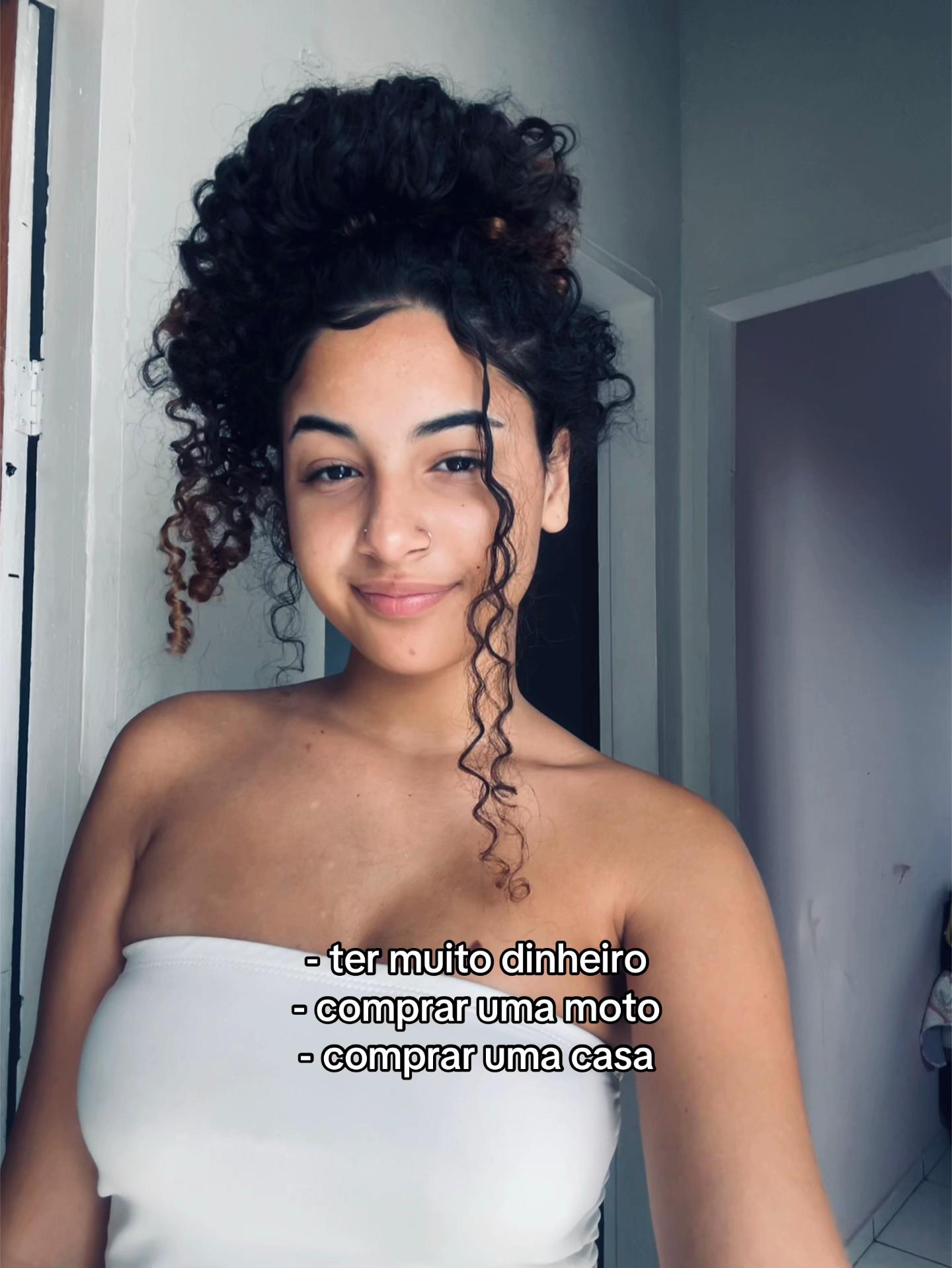 @yasmim