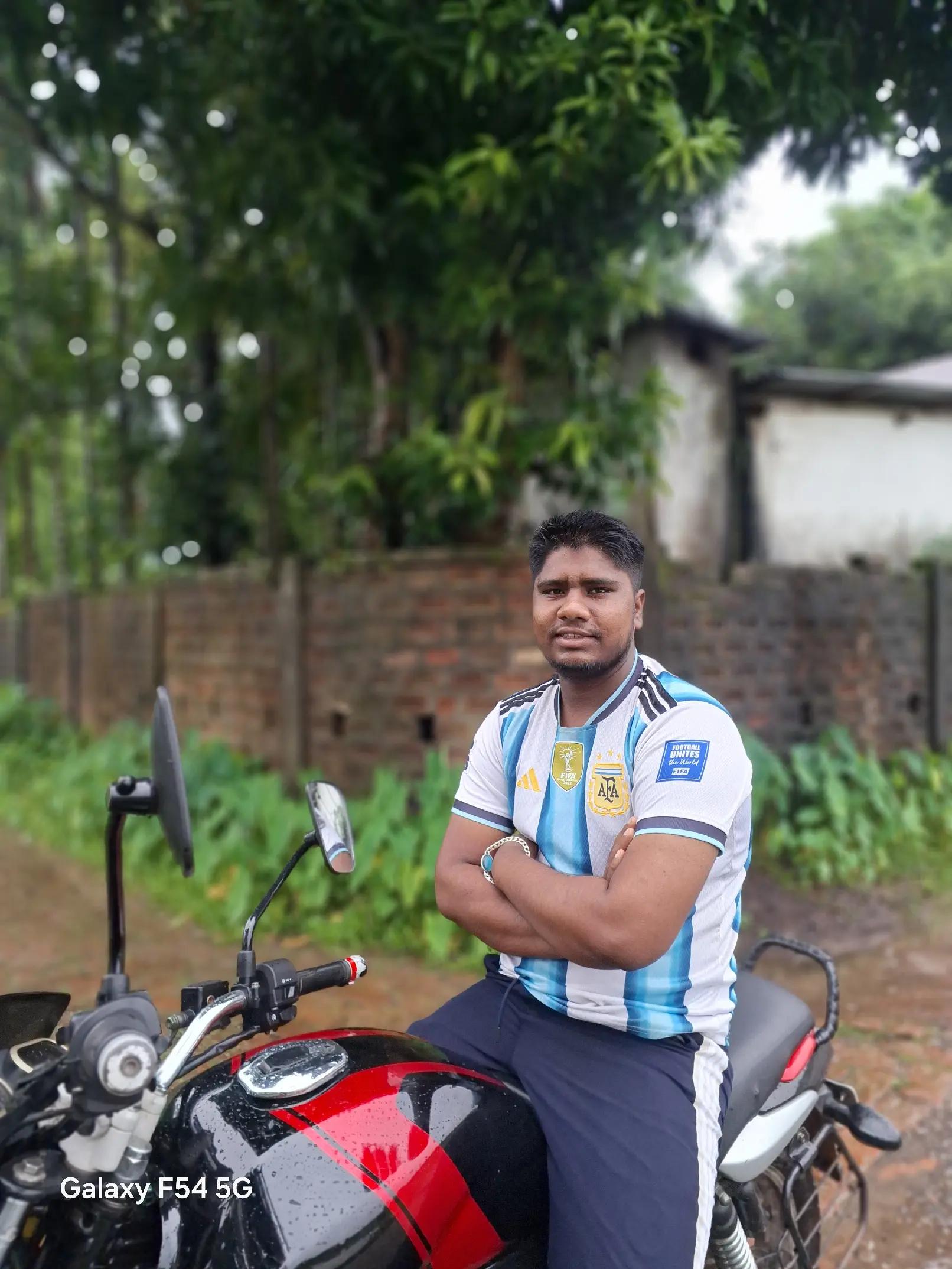 @স্বপ্ন আকাশ ছোঁয়া 🙋♂️