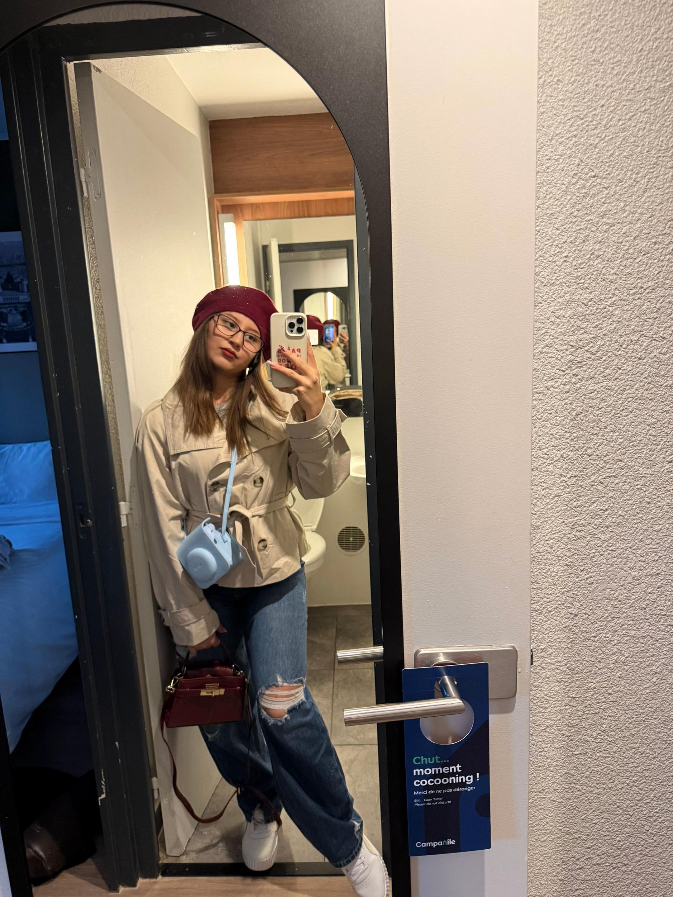 @𝒵
