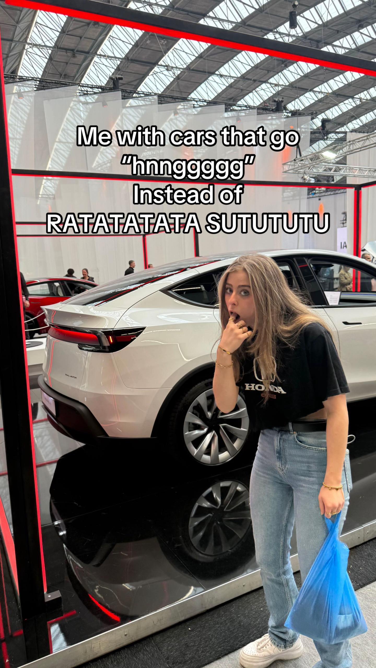@Cars_byLaura