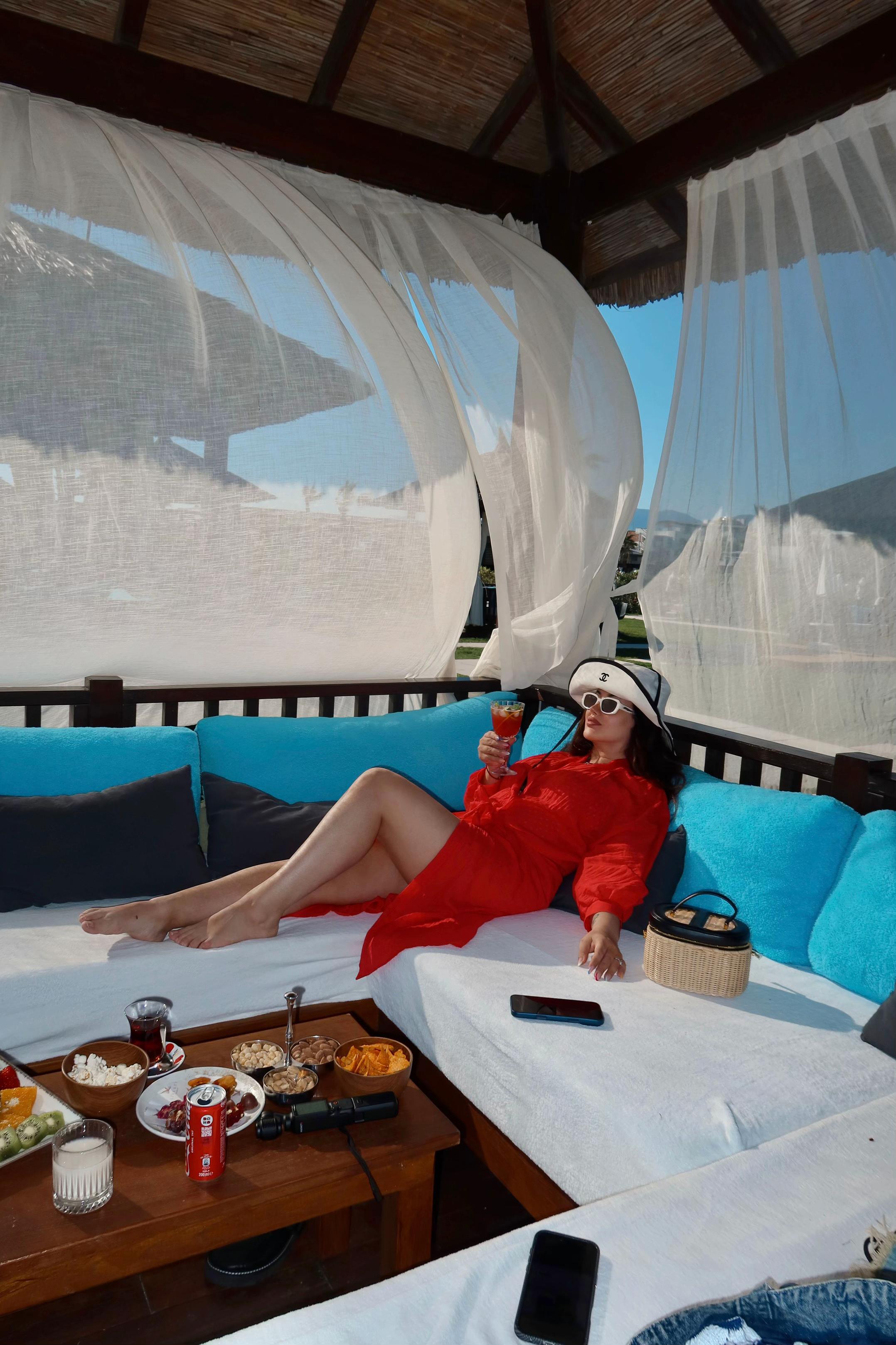 @Aysel Şükürova