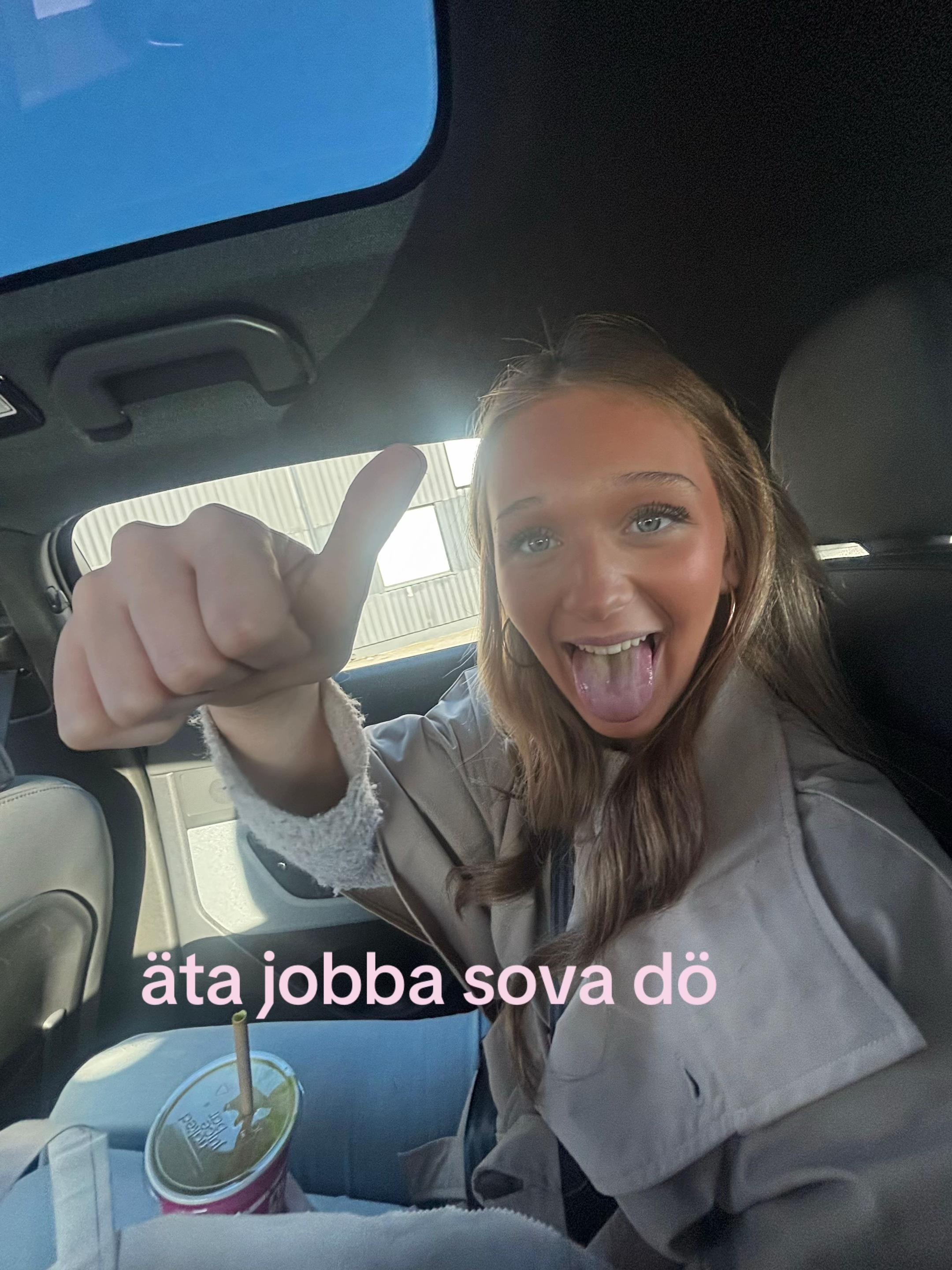 @🤍