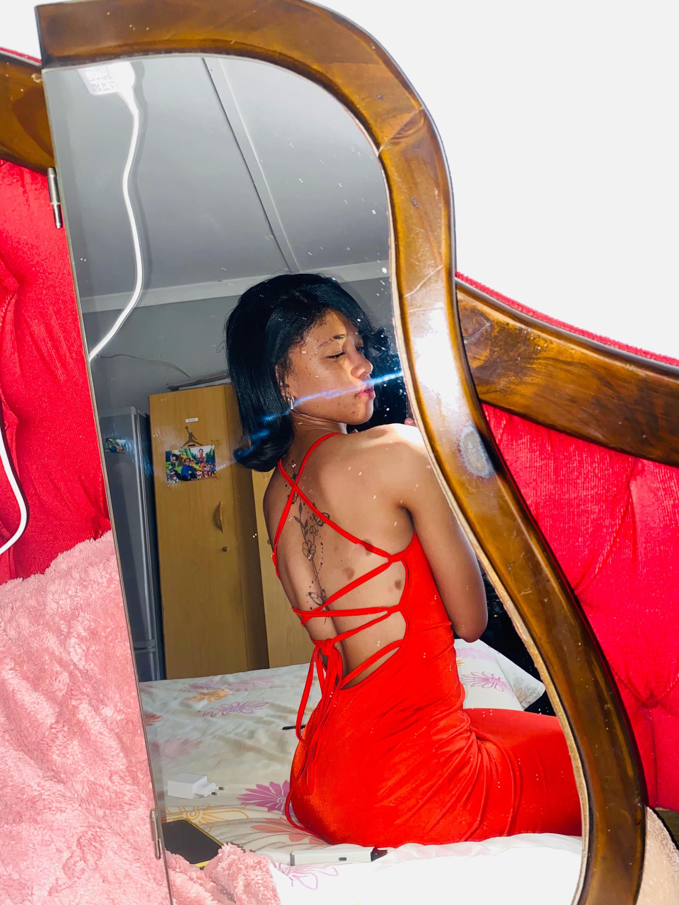 @saskia🍒.