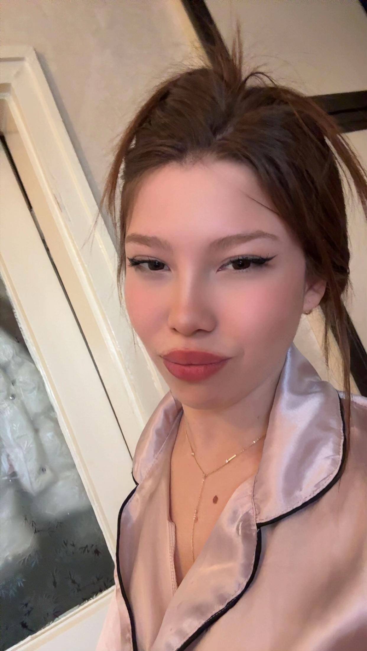 @adenozerrr