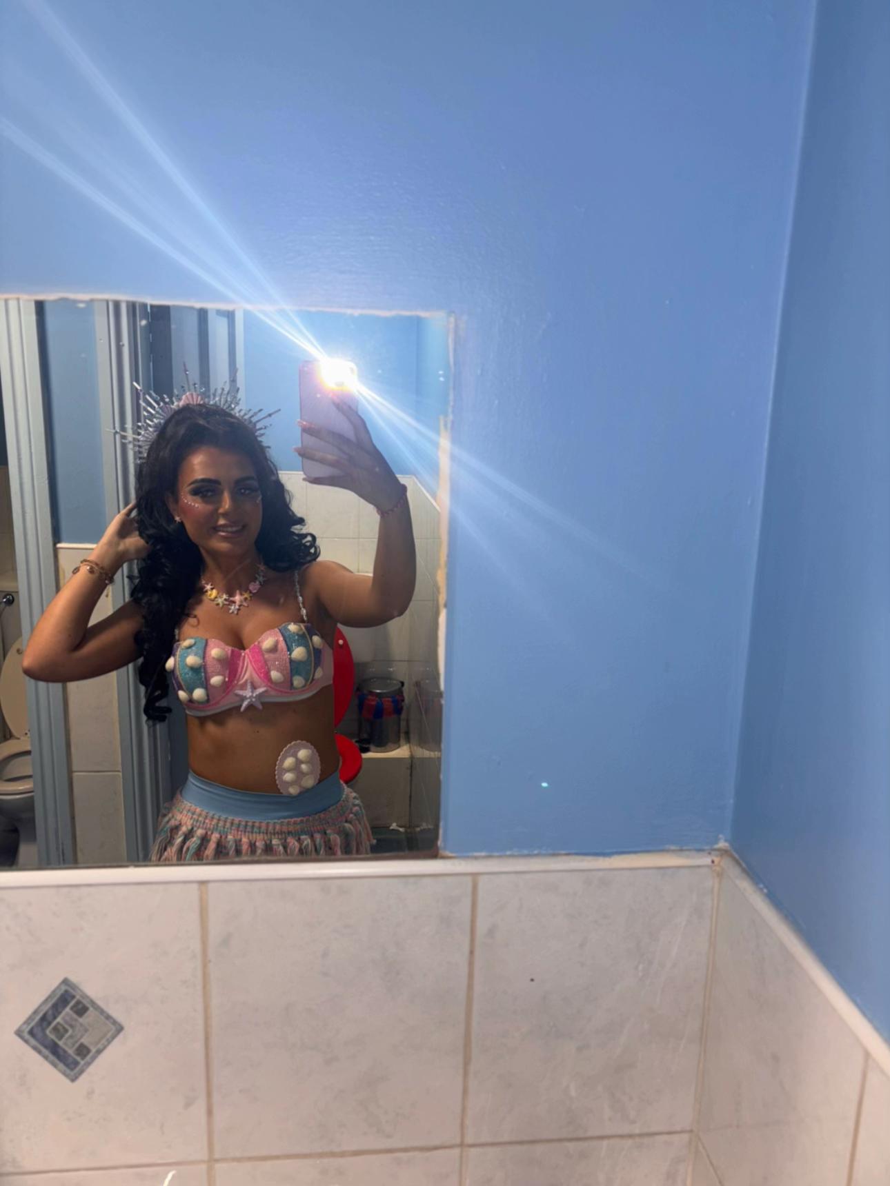 @𝓐👸🏽