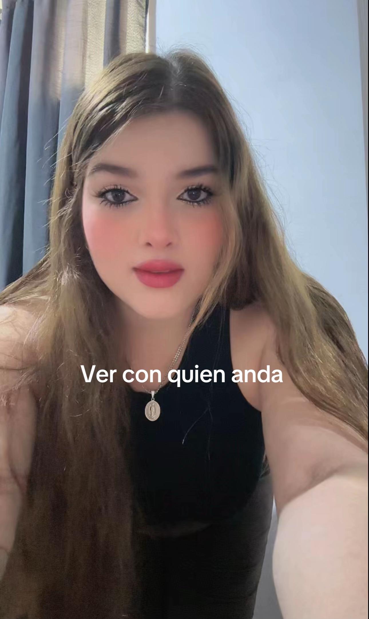 @María