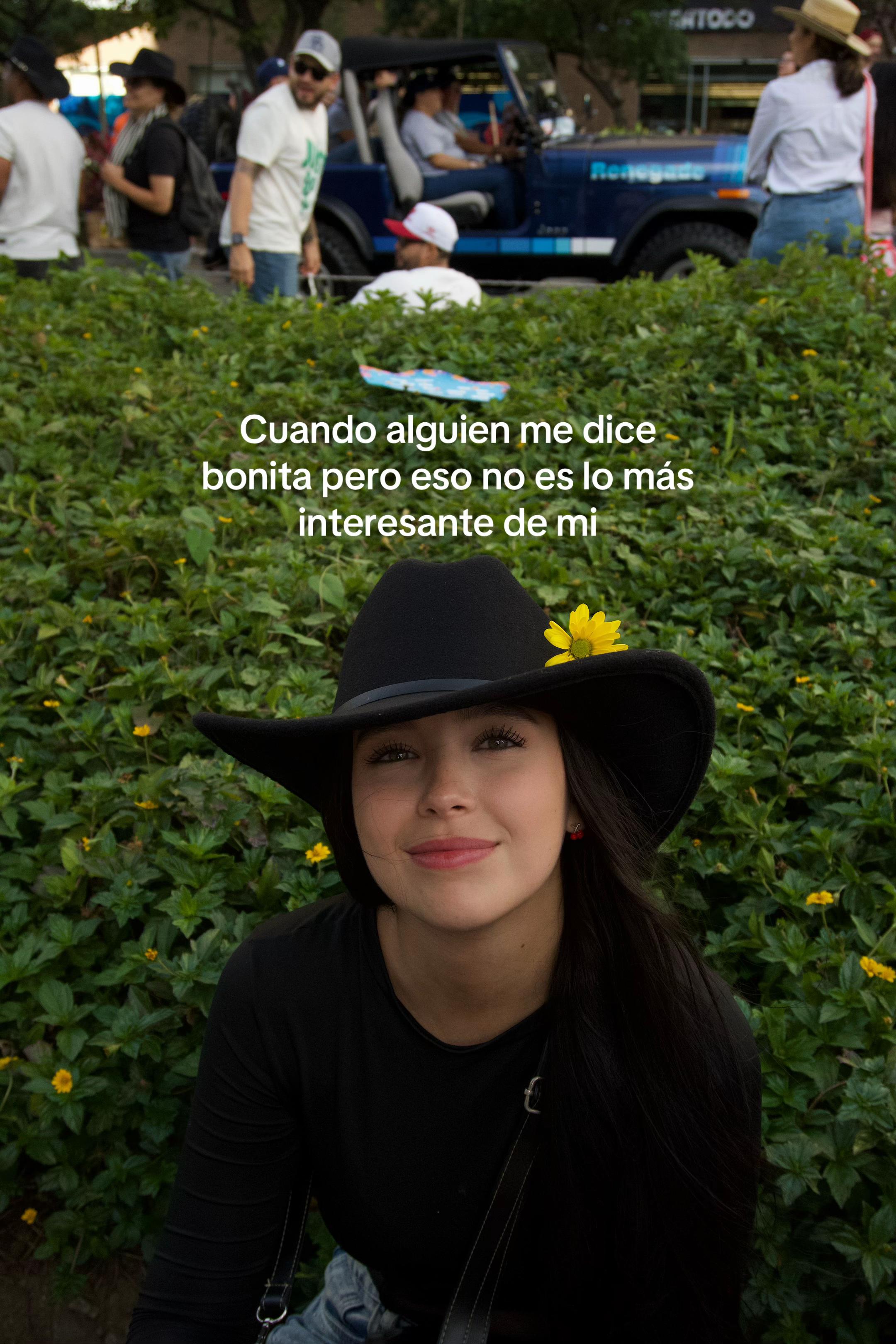 @𝐋𝐮𝐧𝐚 𝐂𝐡𝐢𝐜𝐚 🌙