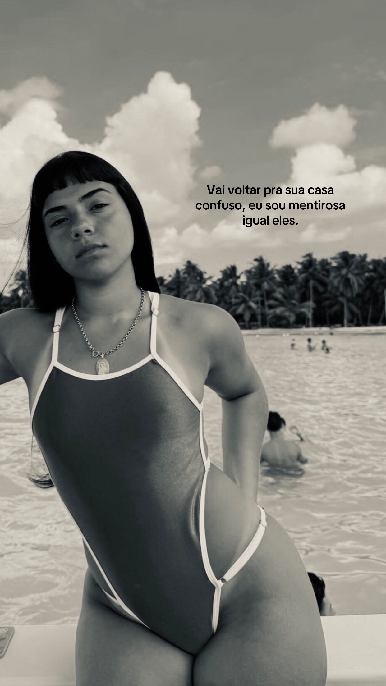 @✶