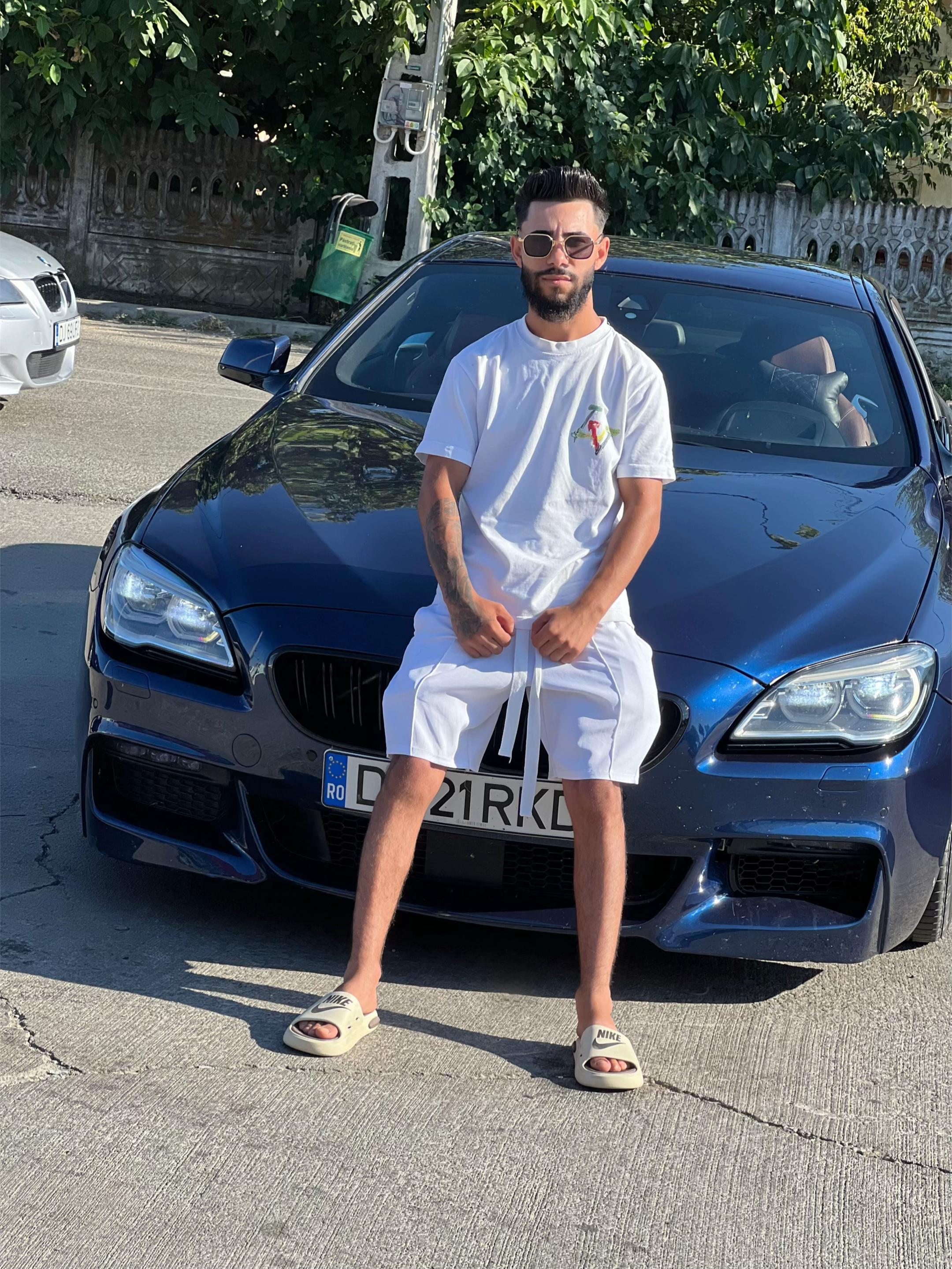 @Alex_duduianu