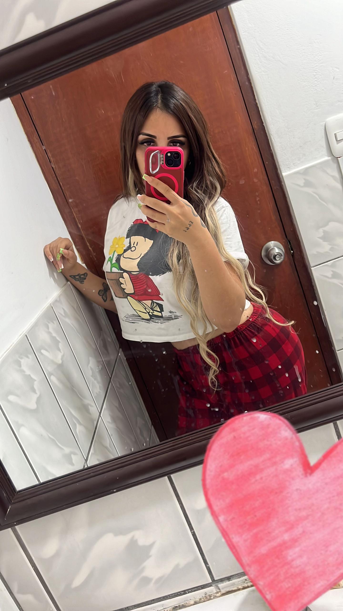 @valeria reyes