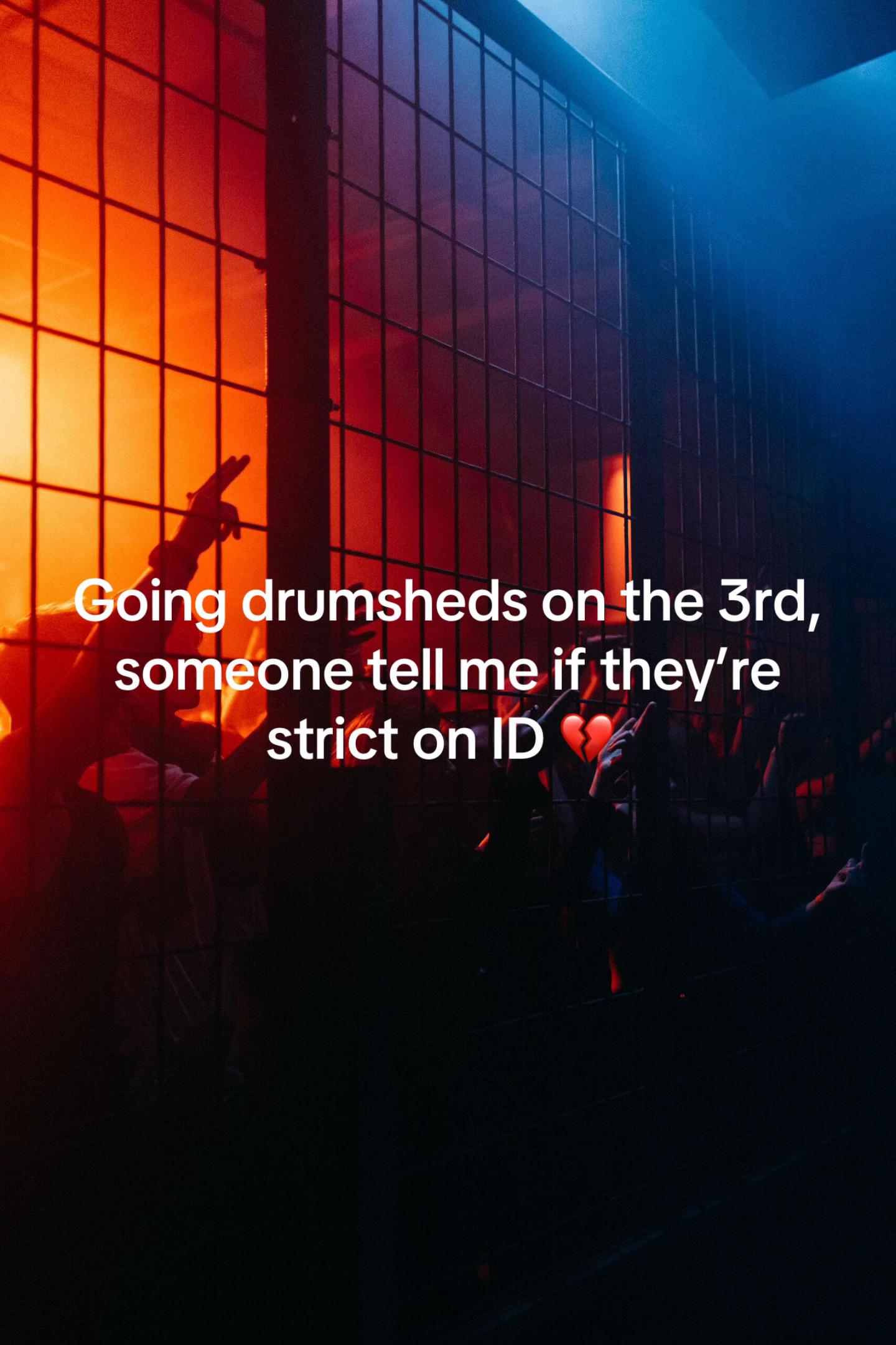 @🪩
