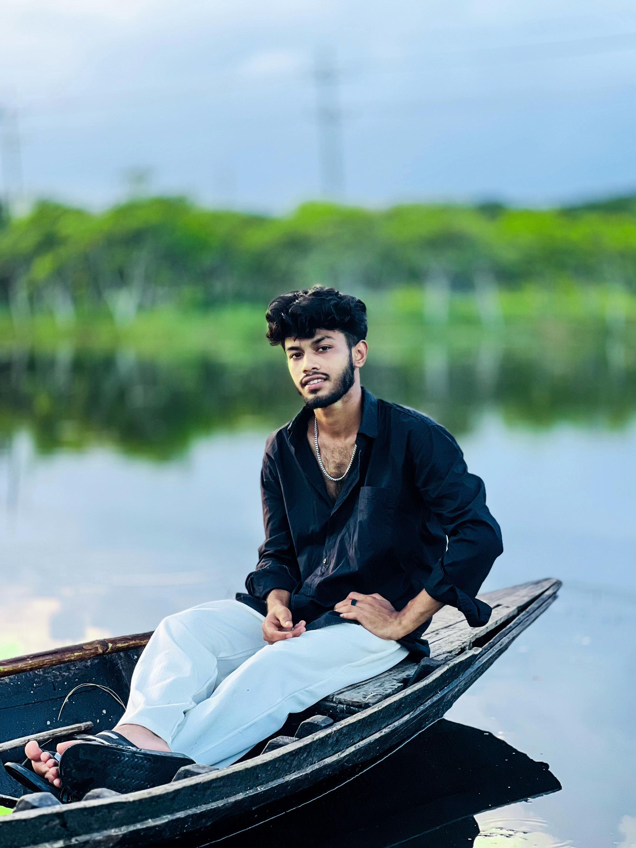 @Ꭼꪜan ᖴ𝓪ħì𝙢 