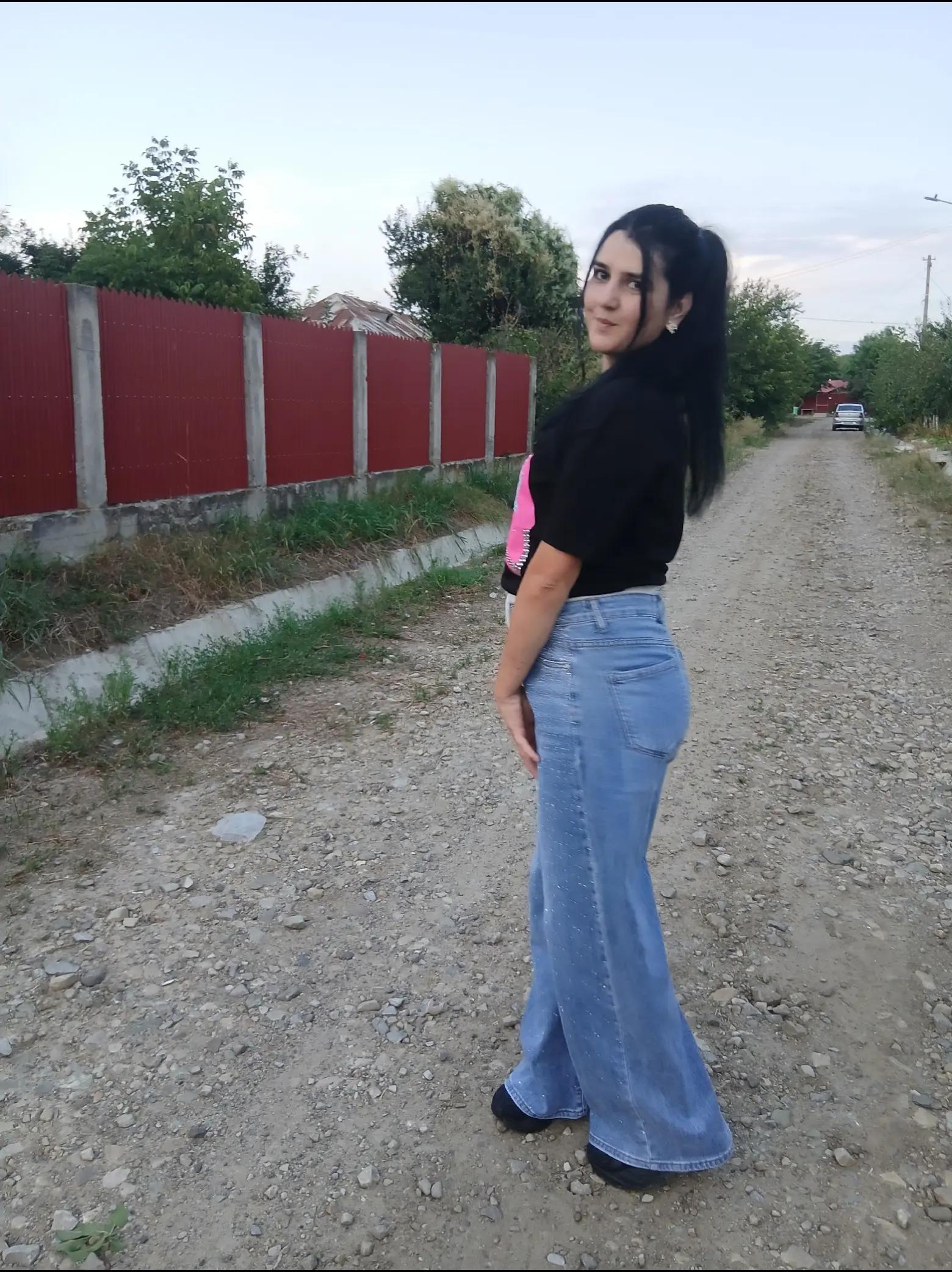 @🩷liliana🩷🎀