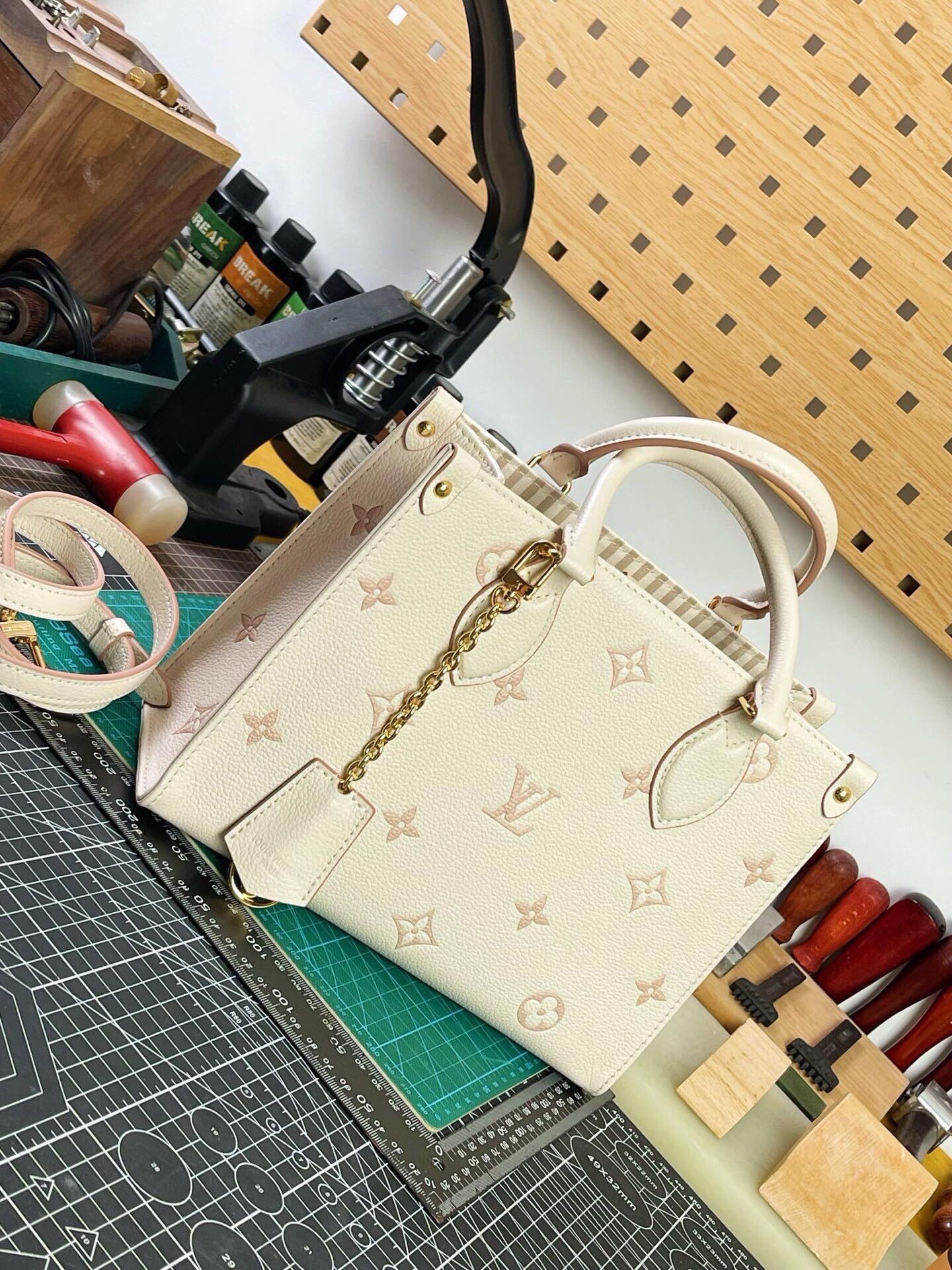 @lvspeedybag520