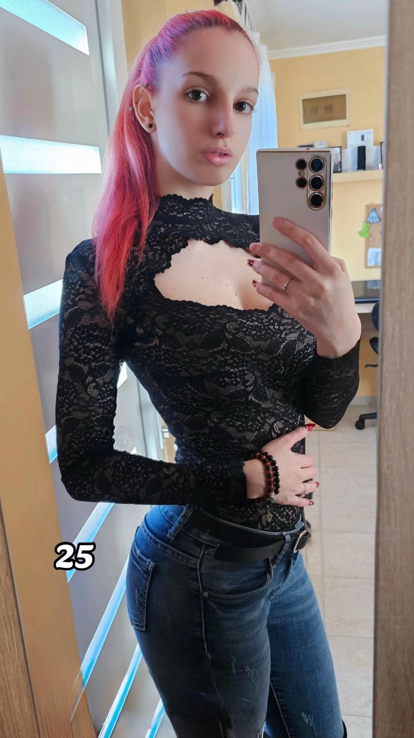 @❤️ Angela ❤️