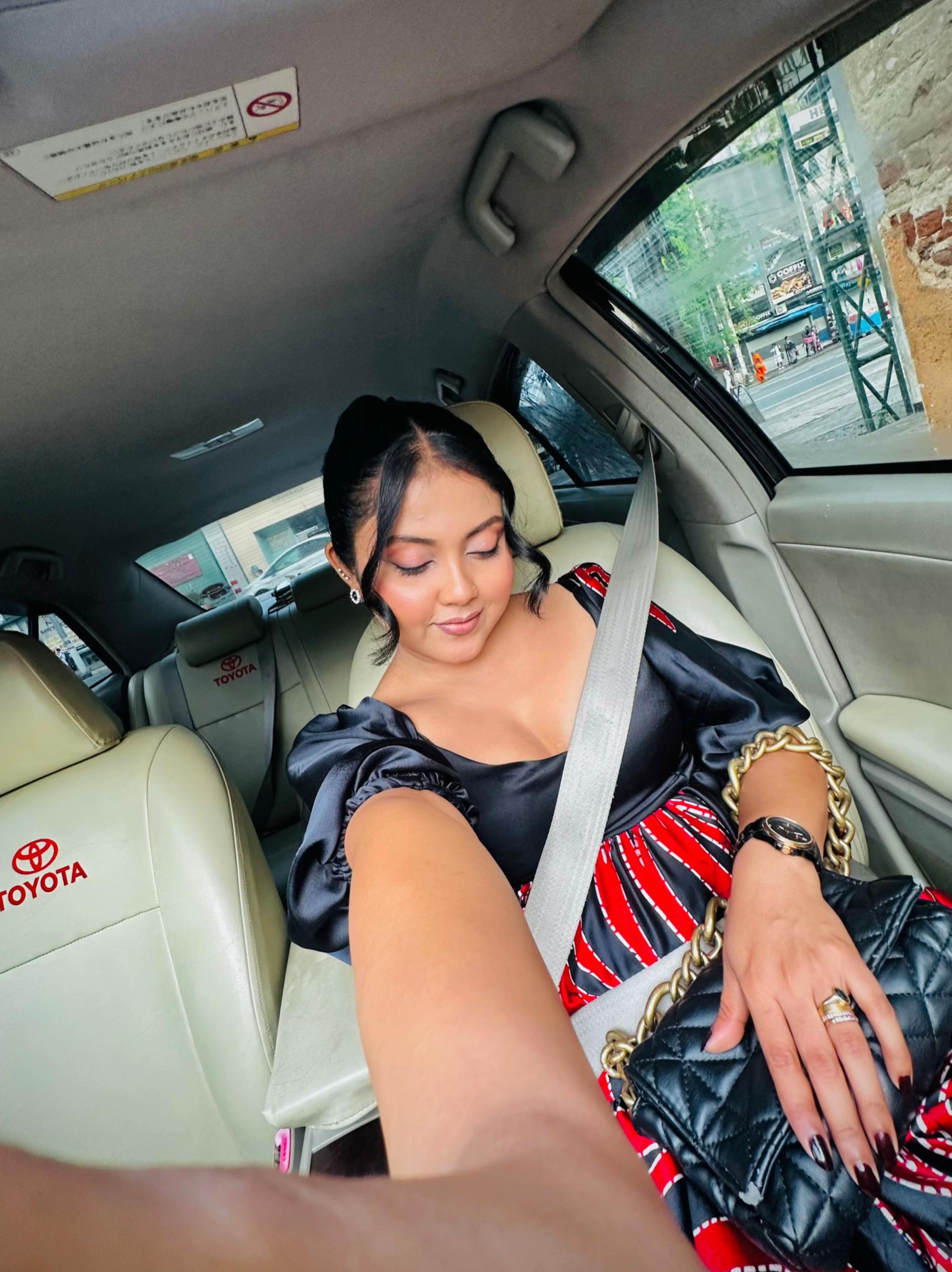 @Saripinky |සරිපිංකි |சரிபிங்கி