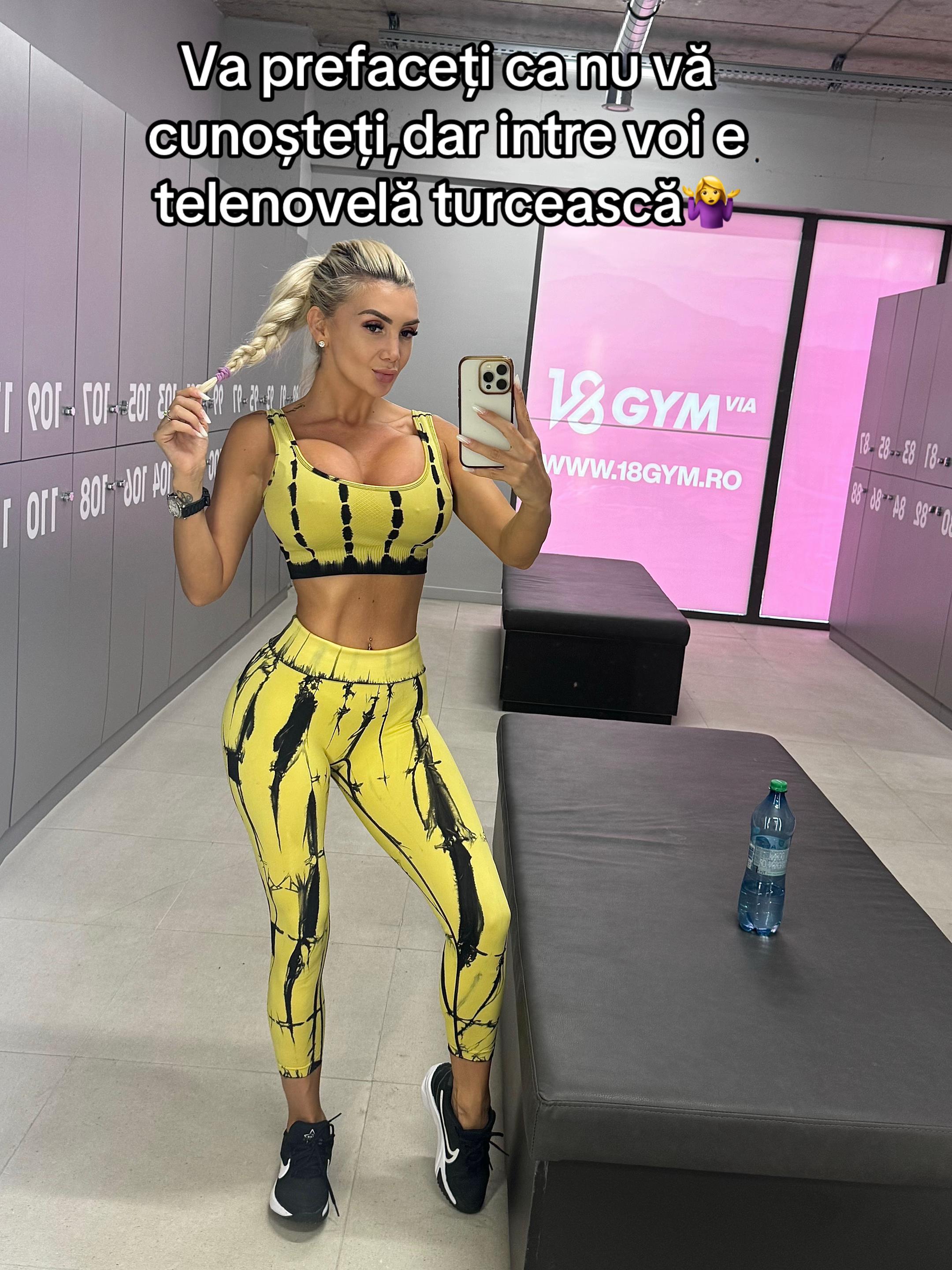 @Deea27