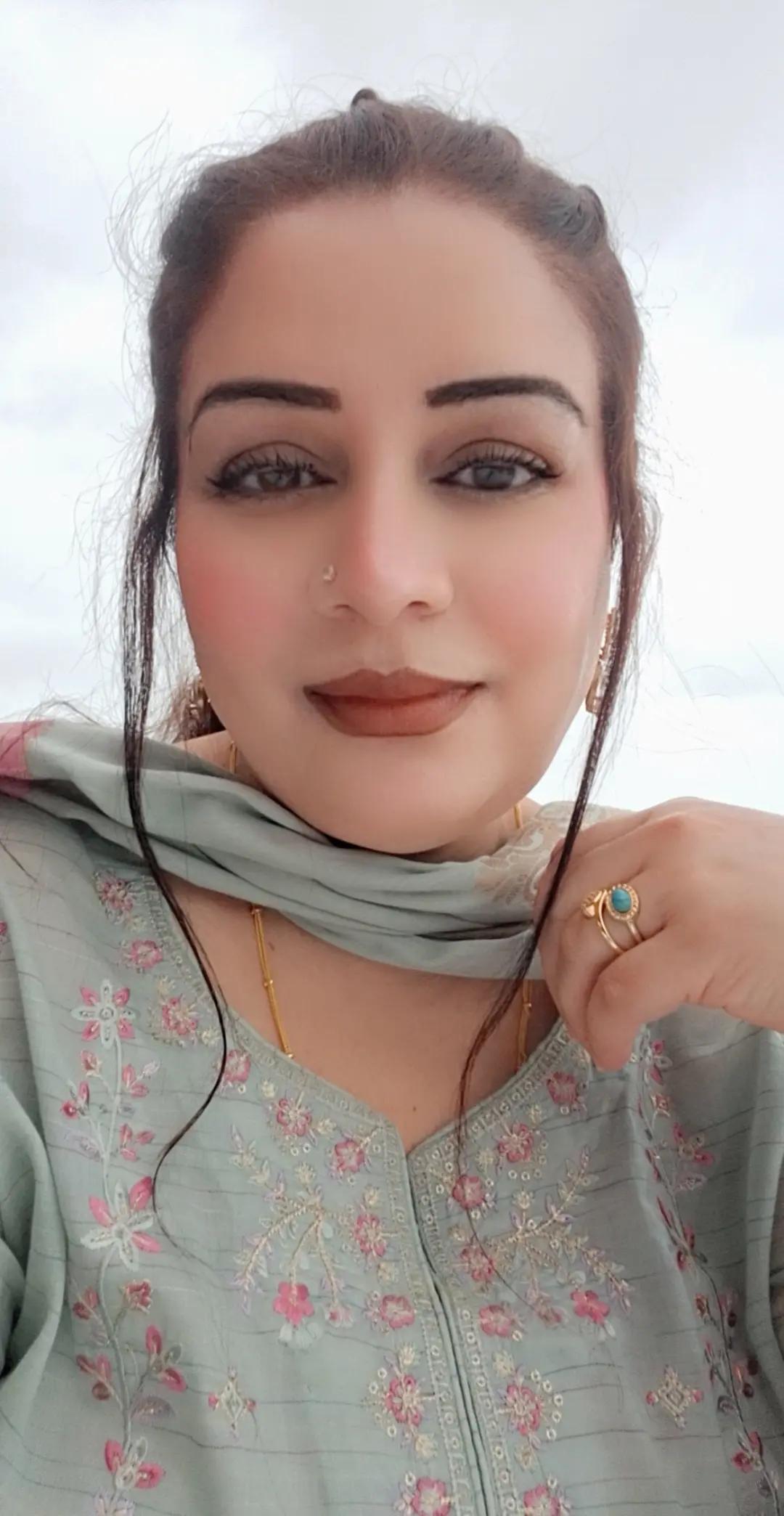 @Annie Sheikh Official
