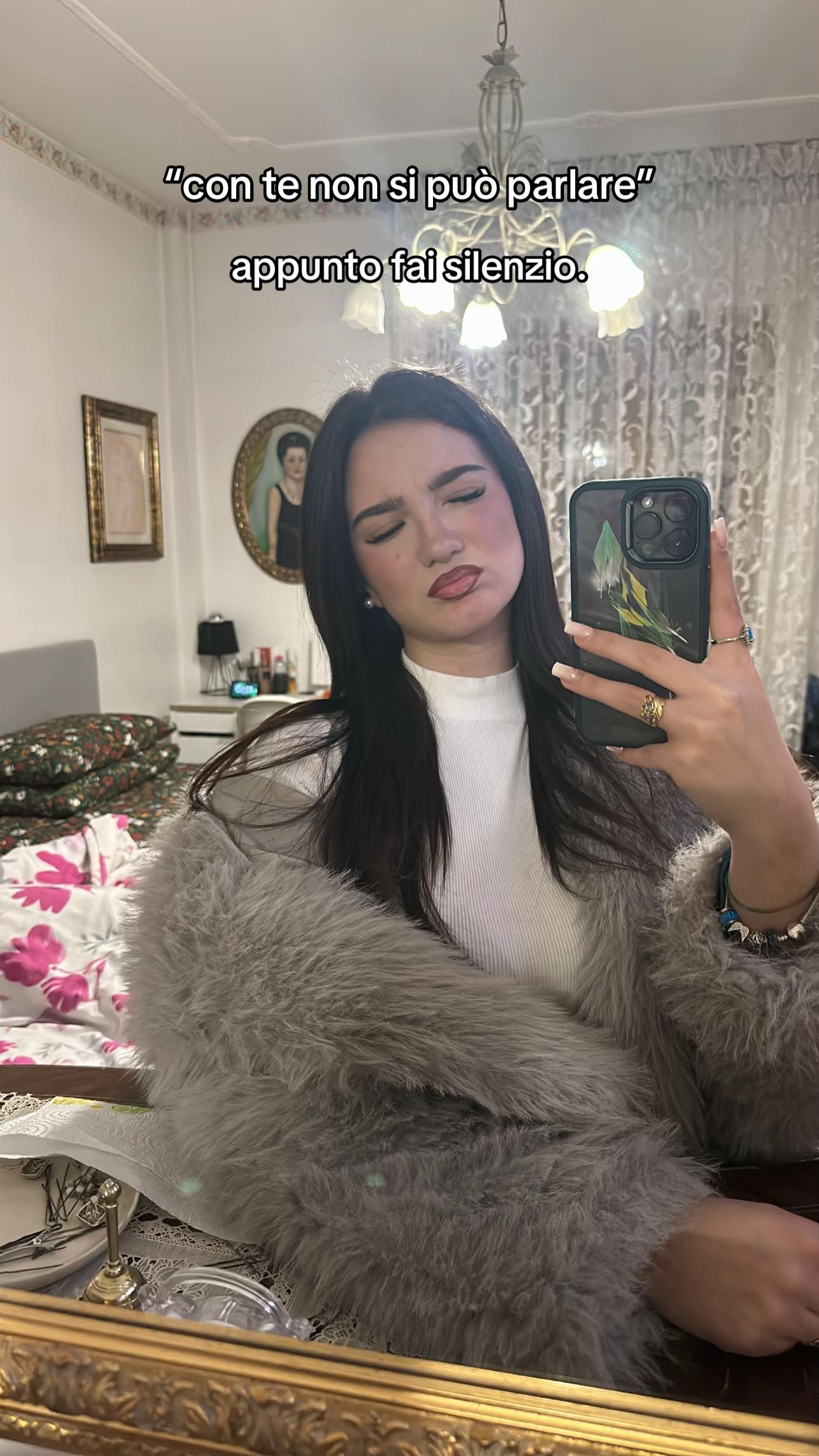 @flaviadoor
