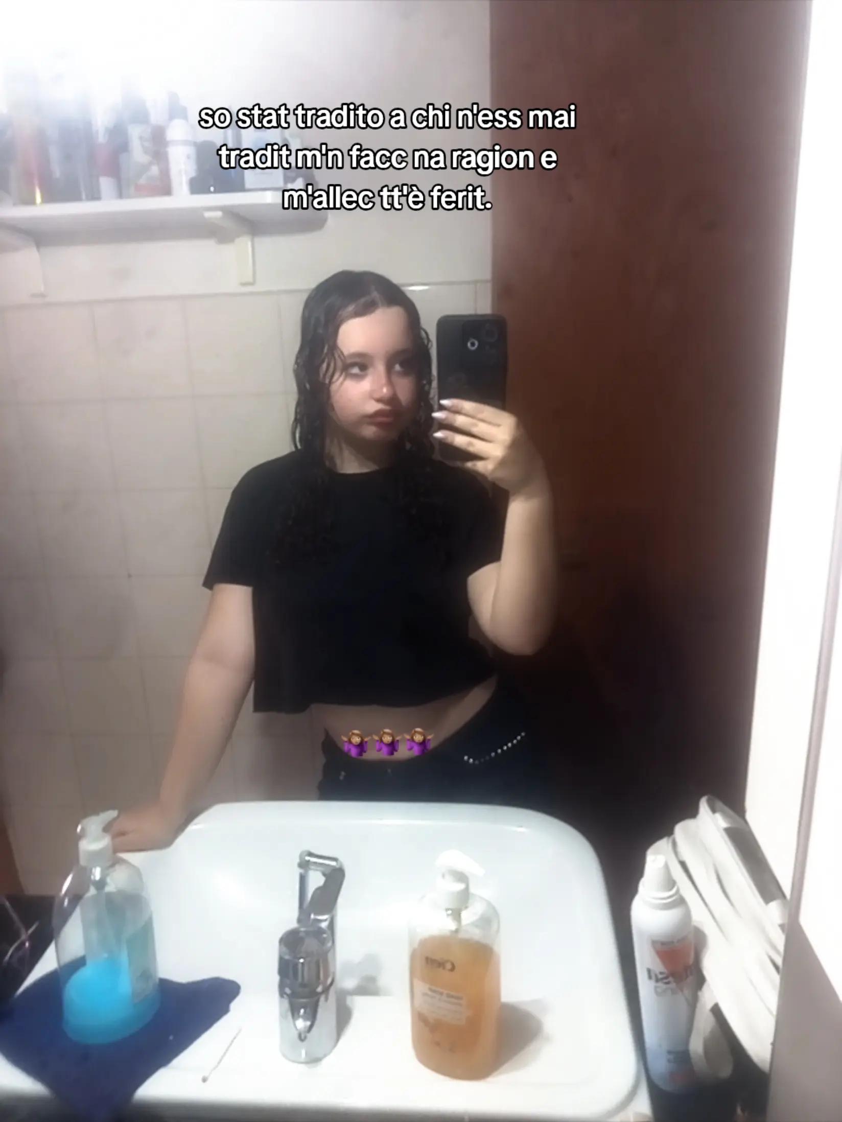 @𝕸𝕰𝕷𝕬𝕹𝕴𝕬