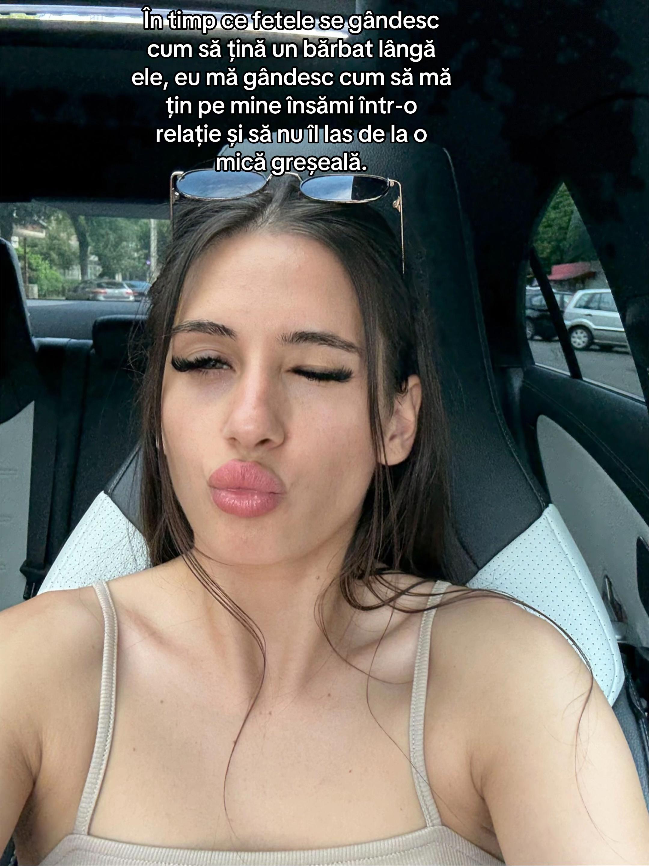 @Elisa