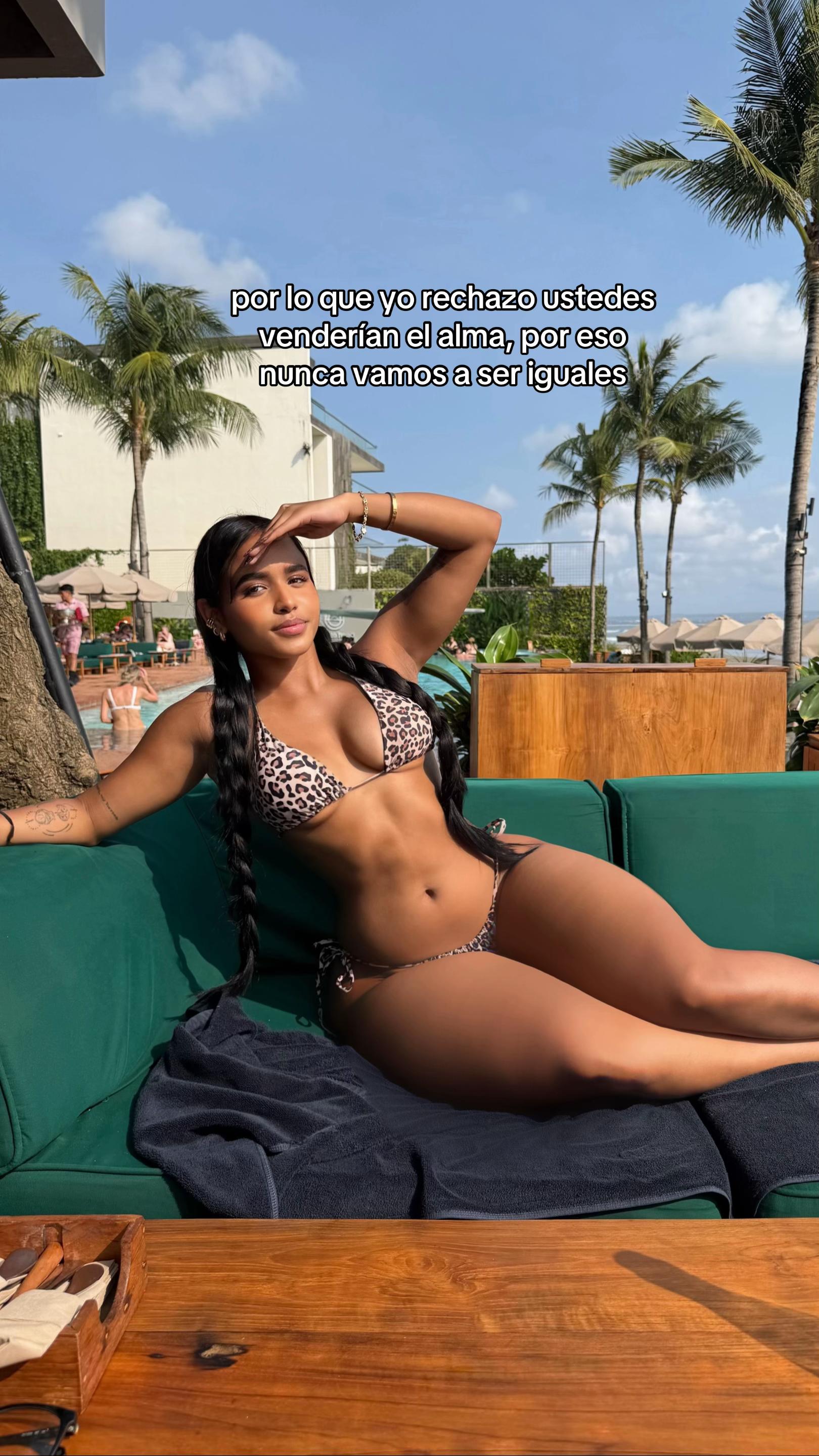 @Ang&eacute;lica Aguilera