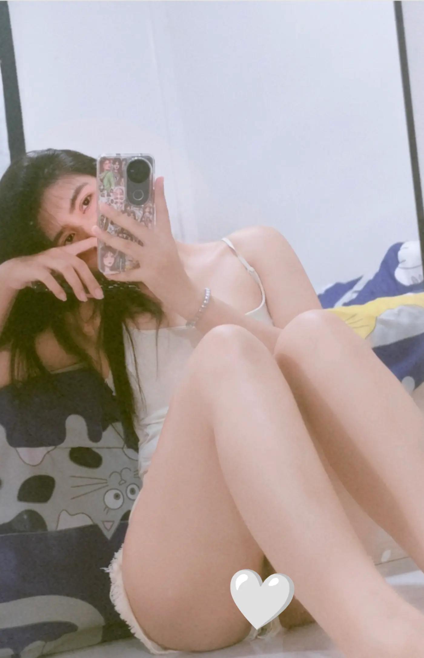 @อริส' อริสรา