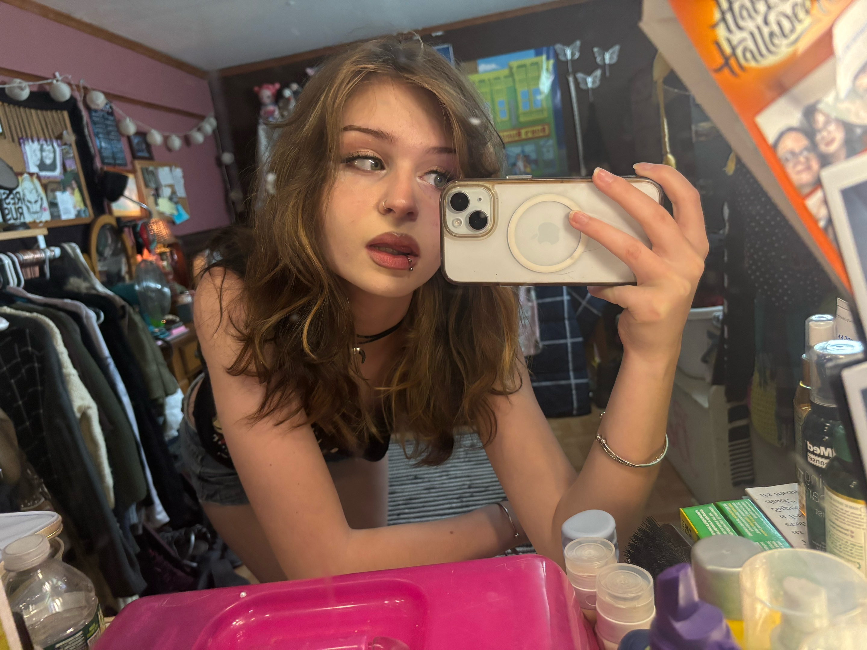 @bella