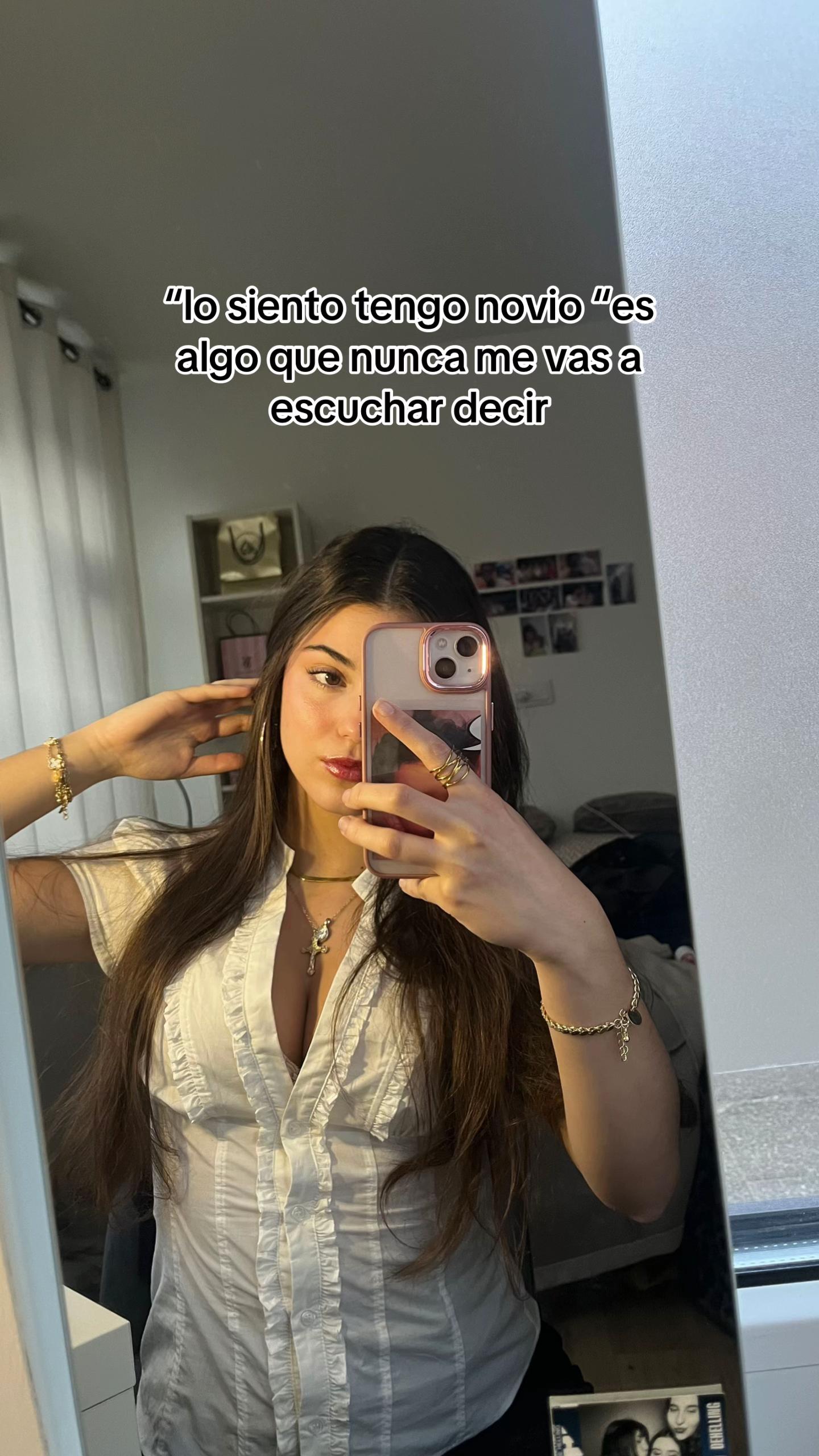 @laauuritaaaaaaa