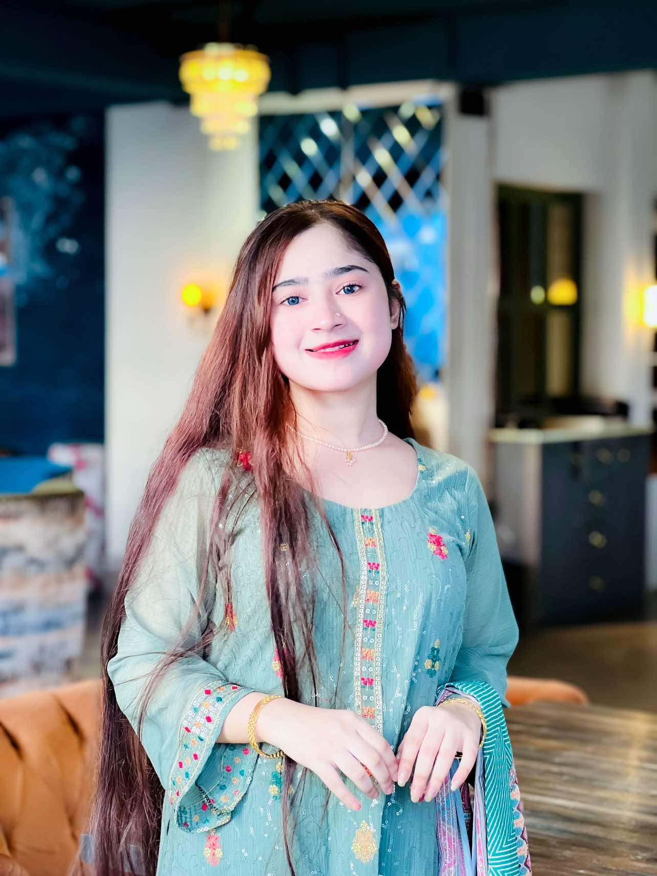 @Simran⭐️